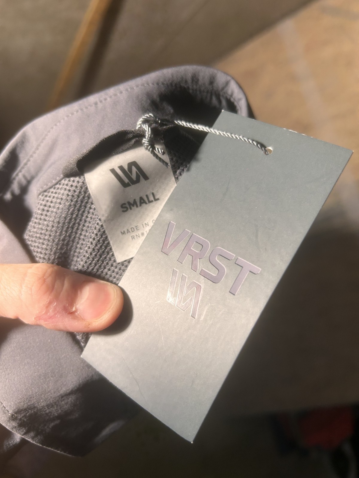 NWT VRST Shirt Mens Small Packable Shirt Jacket Snap Button Gray Zip Pocket