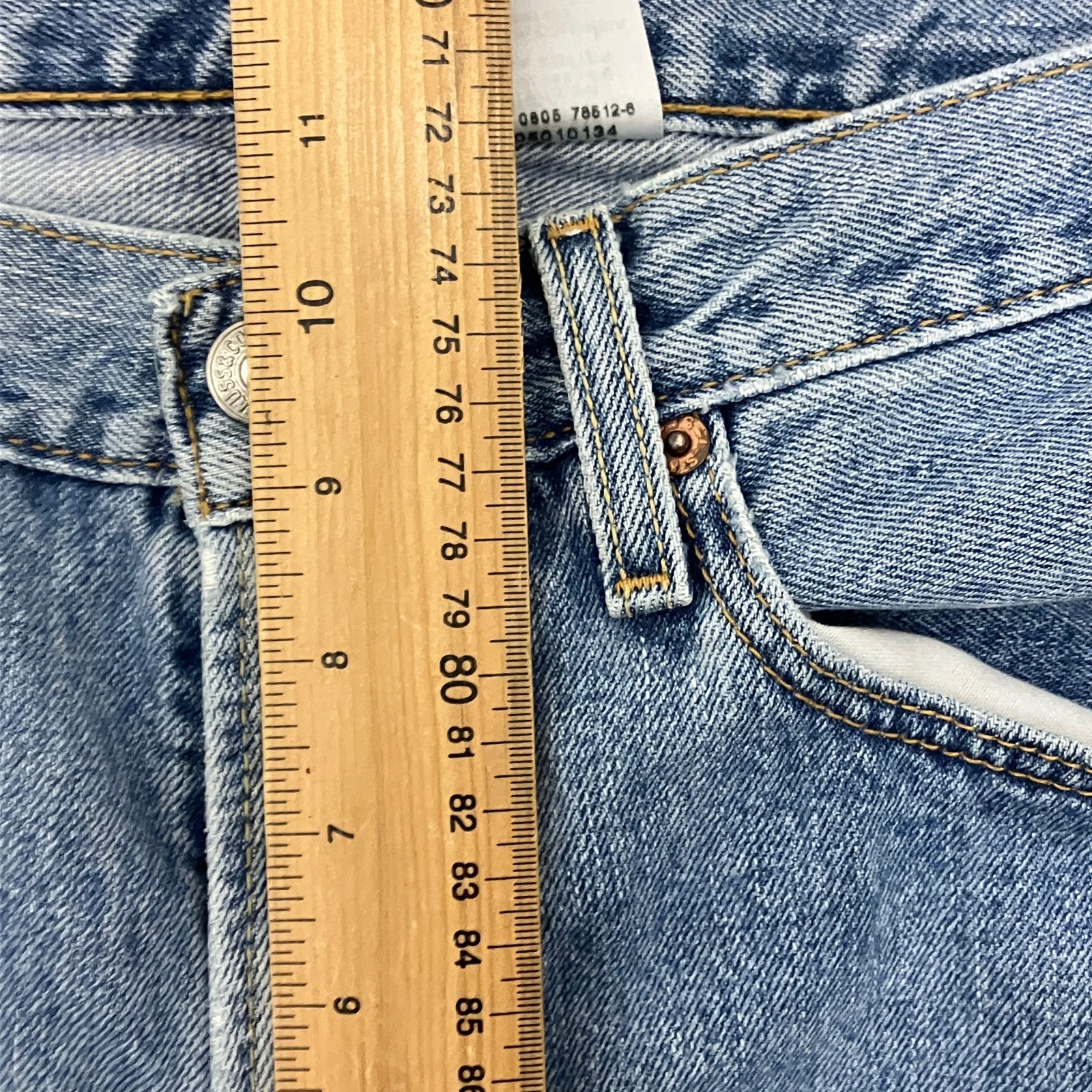 Levi’s 501 Jeans Mens 32W 34L Blue Straight Leg Denim Button Fly Red Tab