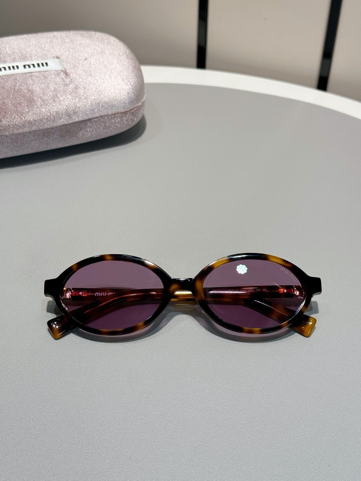 Chic Oval Tortoiseshell Frame Sunglasses Purple Tinted Lens Women Eyewear