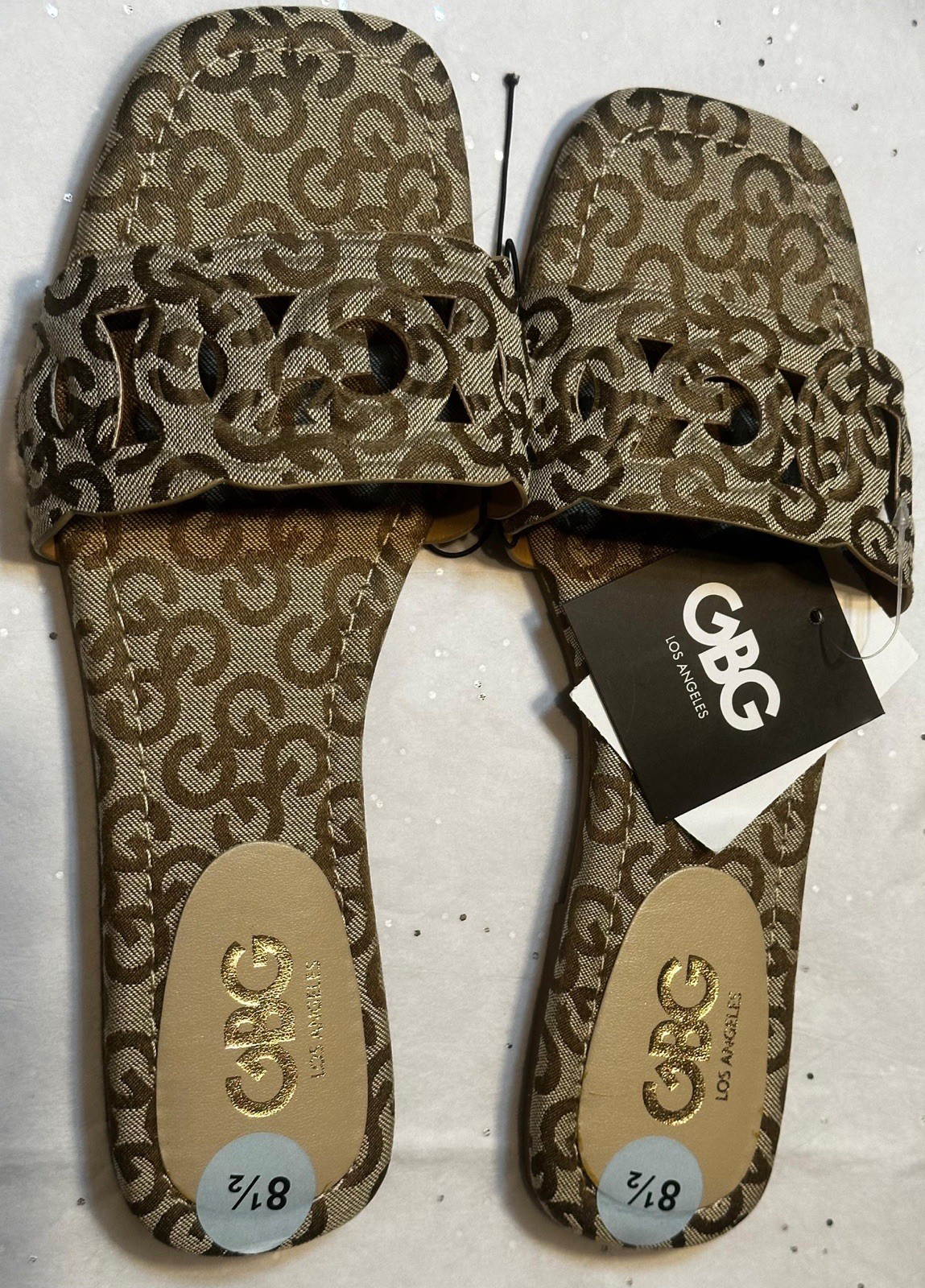 GBG Los Angeles Women’s Brown/Beige Logo Print Slip-On Slide Sandals 8.5