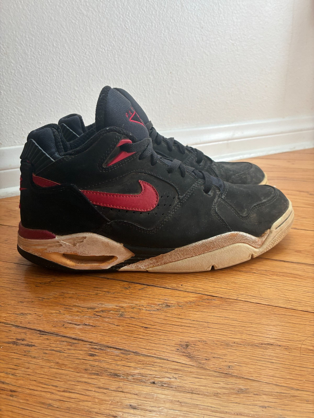 Vintage Nike Air Flight Mens Size 10.5 Black Red 307391-061 2003 Rare AS-IS