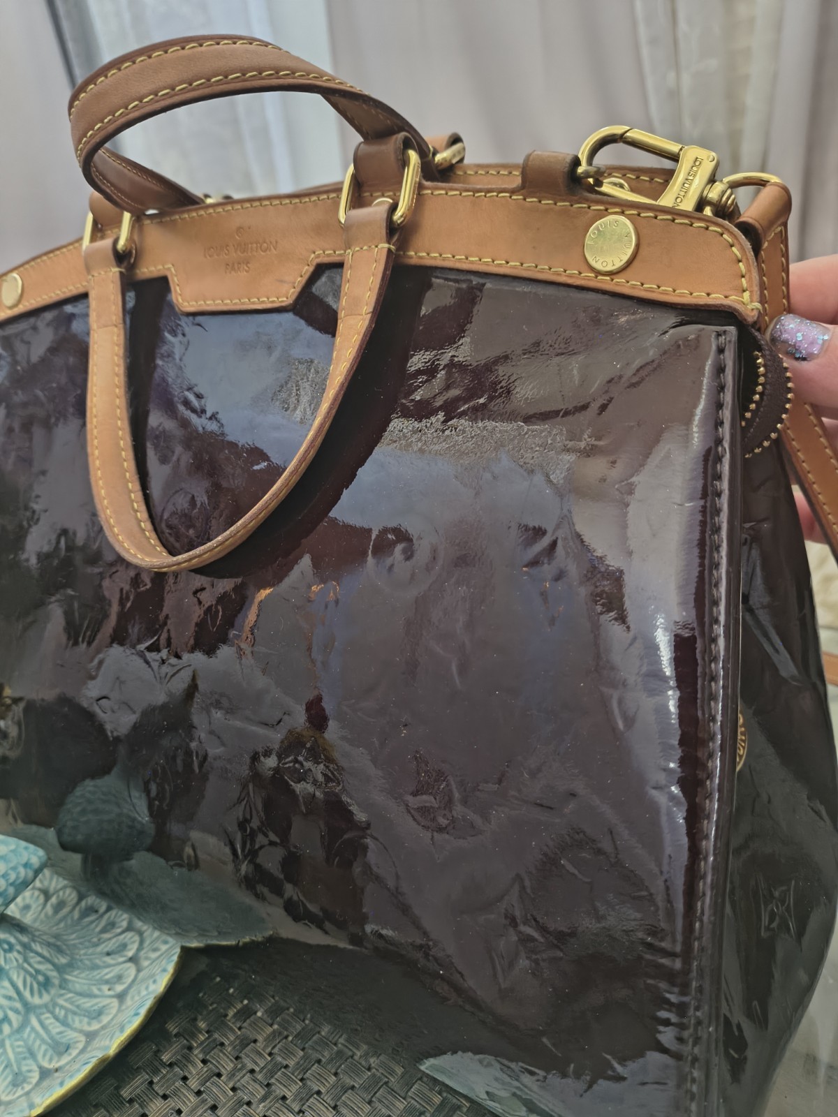 Louis Vuitton Monogram Vernis Tote Bag Brown/Burgundy Zip Gold Hardware Strap