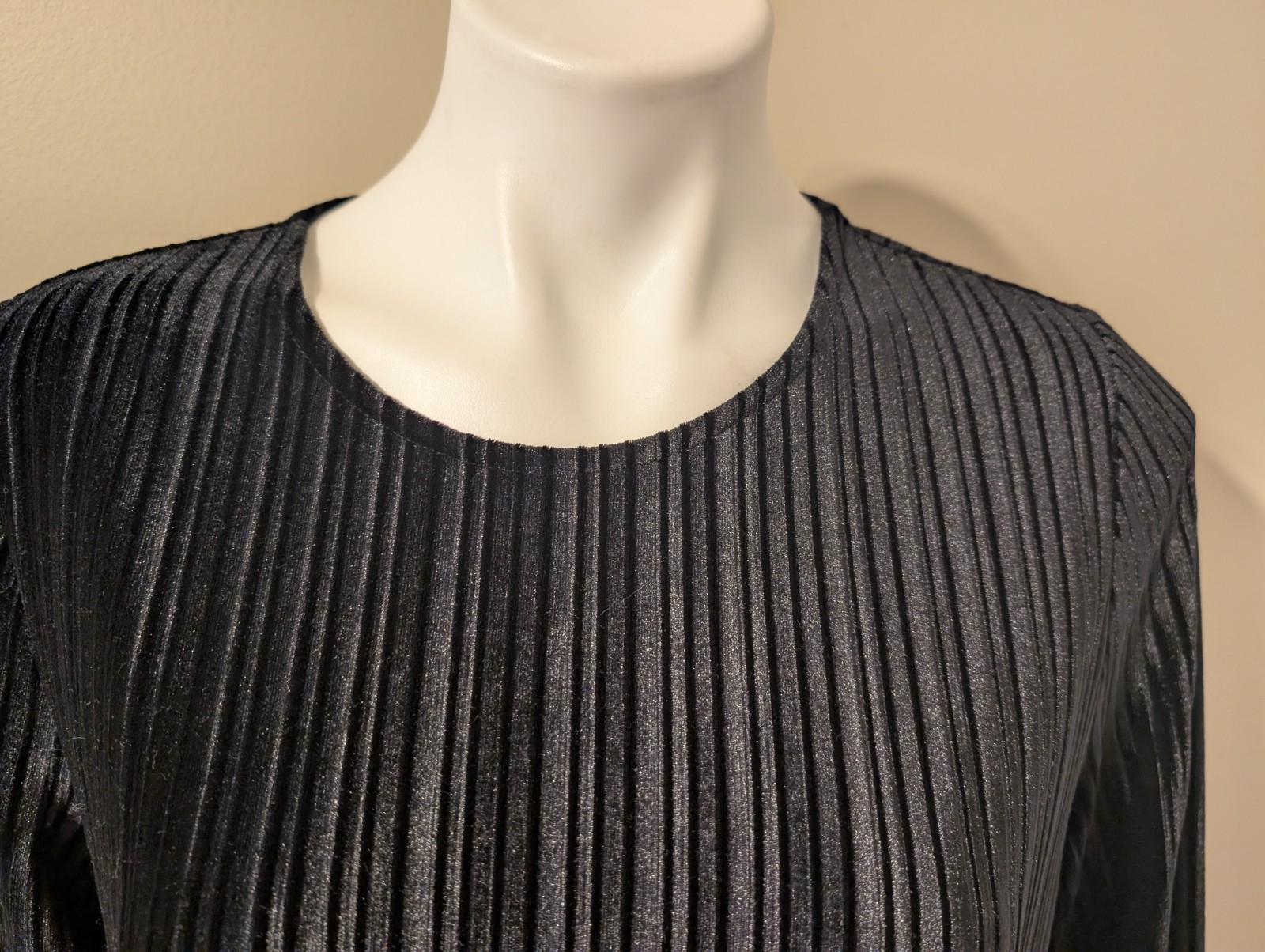 J. Jill Wearever Collection size M Velvety Velour Black / Black Striped Top NWT