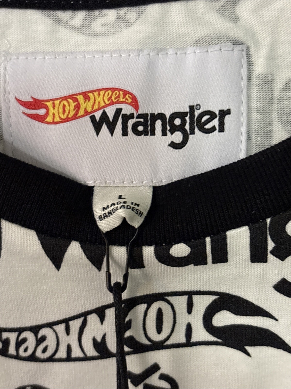 Wrangler Hot Wheels Tee Men Large L Large Black White All Over Print Logo Cotton