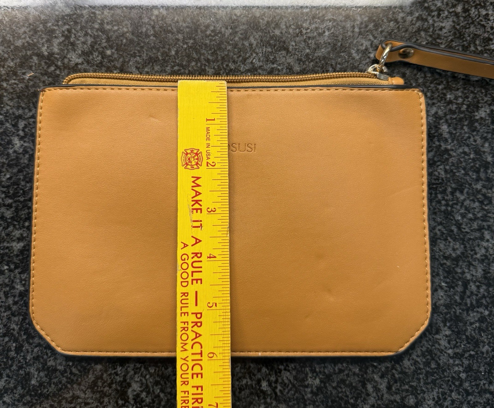 Ecosusi Brown Wristlet 8.75″x6″ Excellent Pre-Owned Condition Vegan Very Soft
