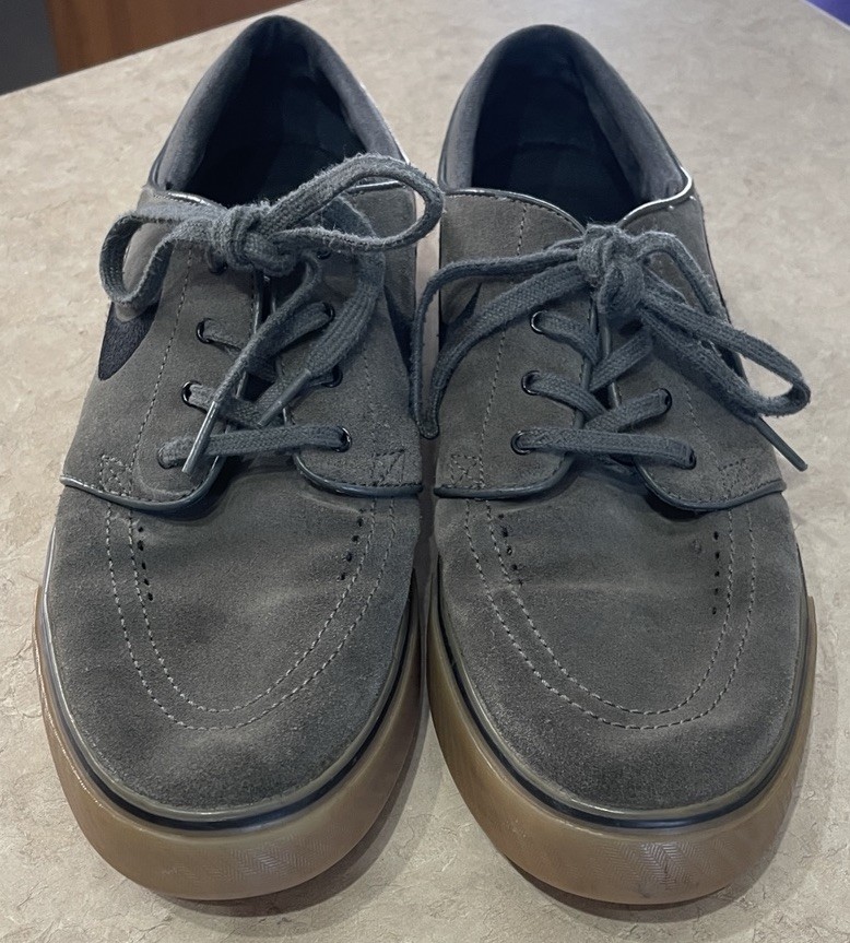 Nike SB Stefan Janoski Gray Suede Gum Sole Skateboarding Men’s Sz 11