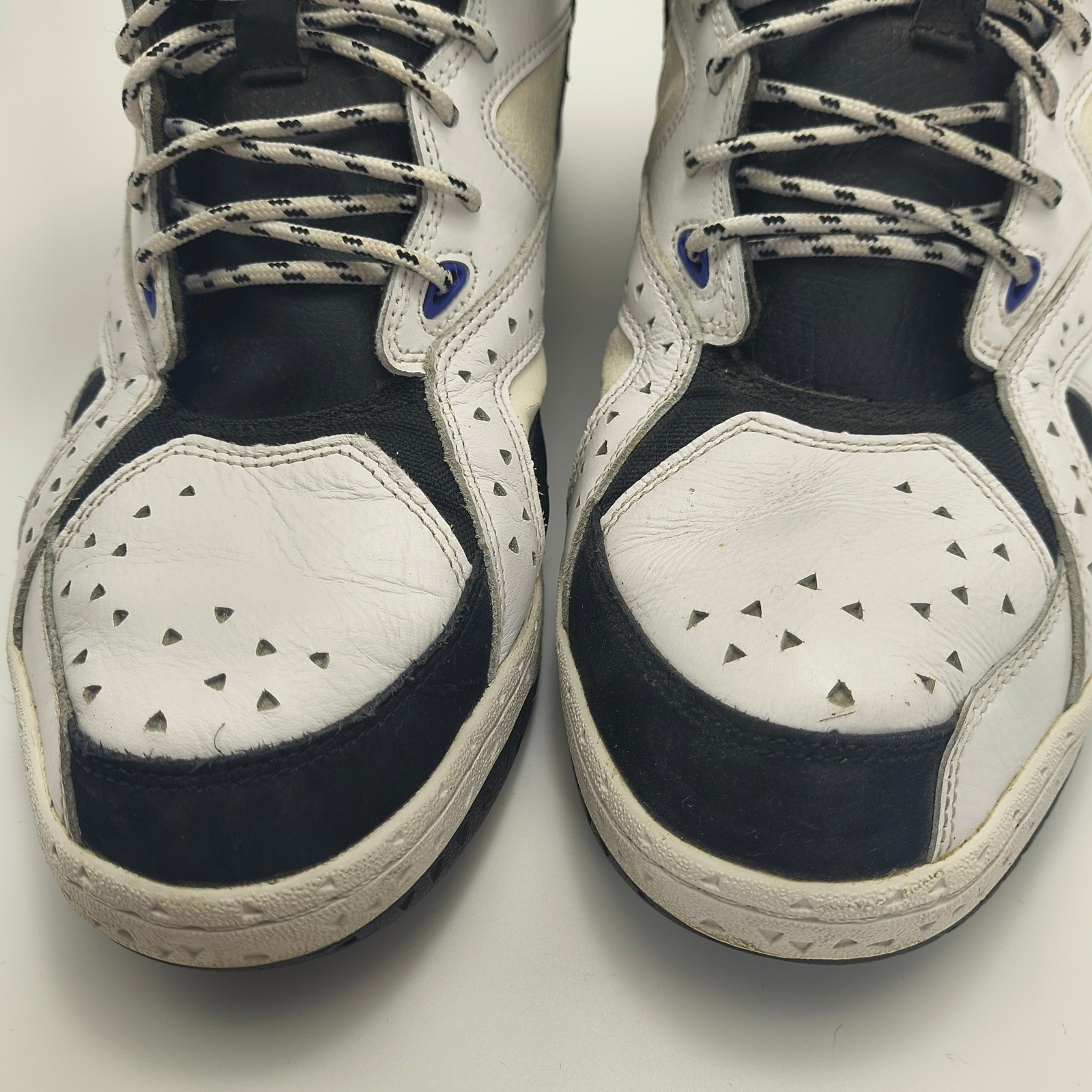 Reebok Pump Blacktop Battleground White Black Purple Mens Size 13 High Top