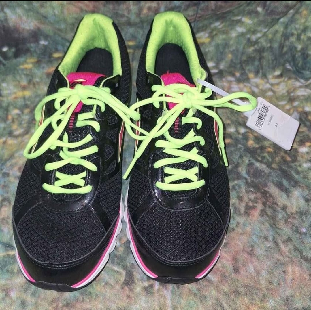 New AVIA Womens Running Shoes Model 5781 Size 8.5