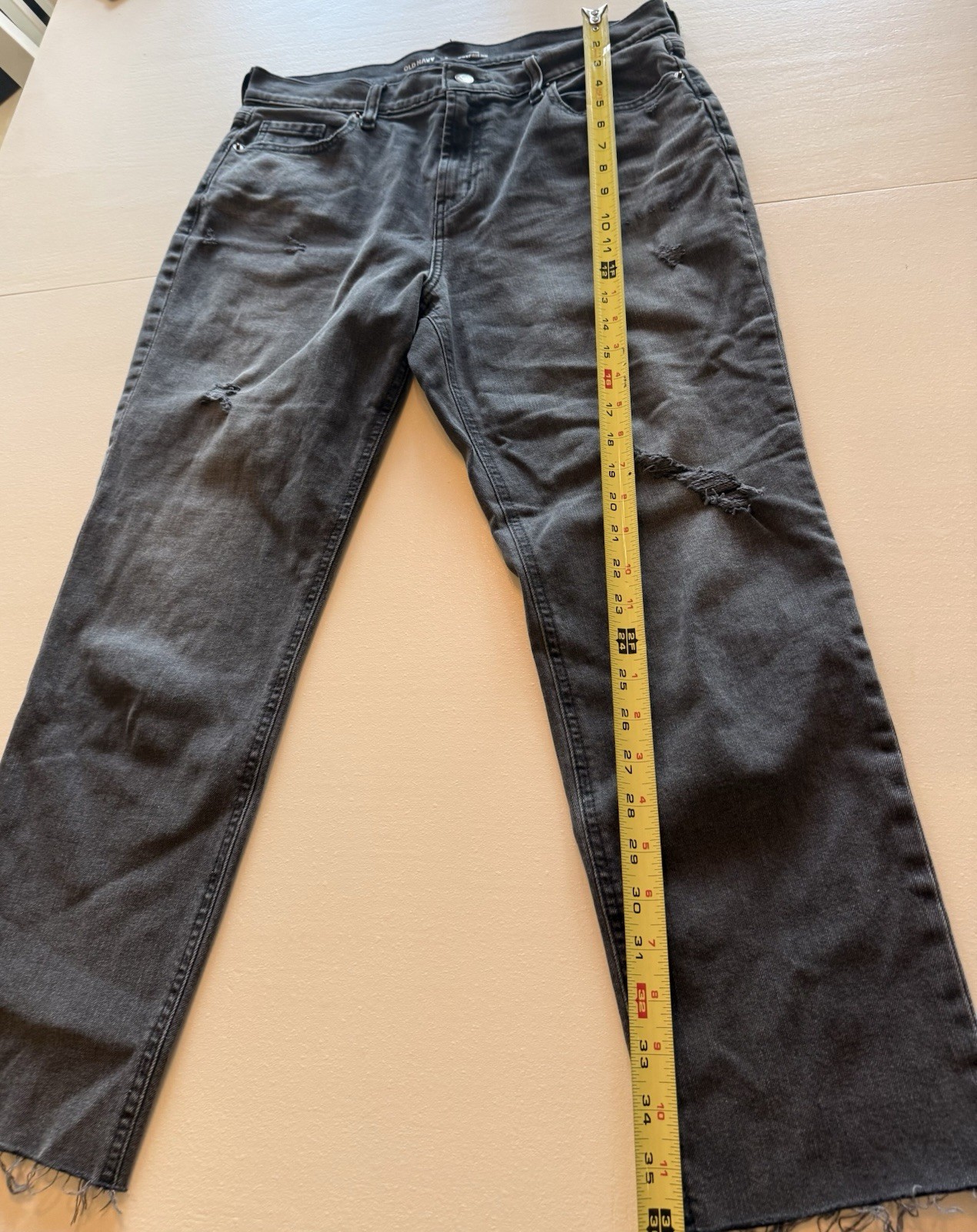 Old Navy Women’s Black Boyfriend Denim Jeans Mid Rise Charcoal Wash Distressed 8