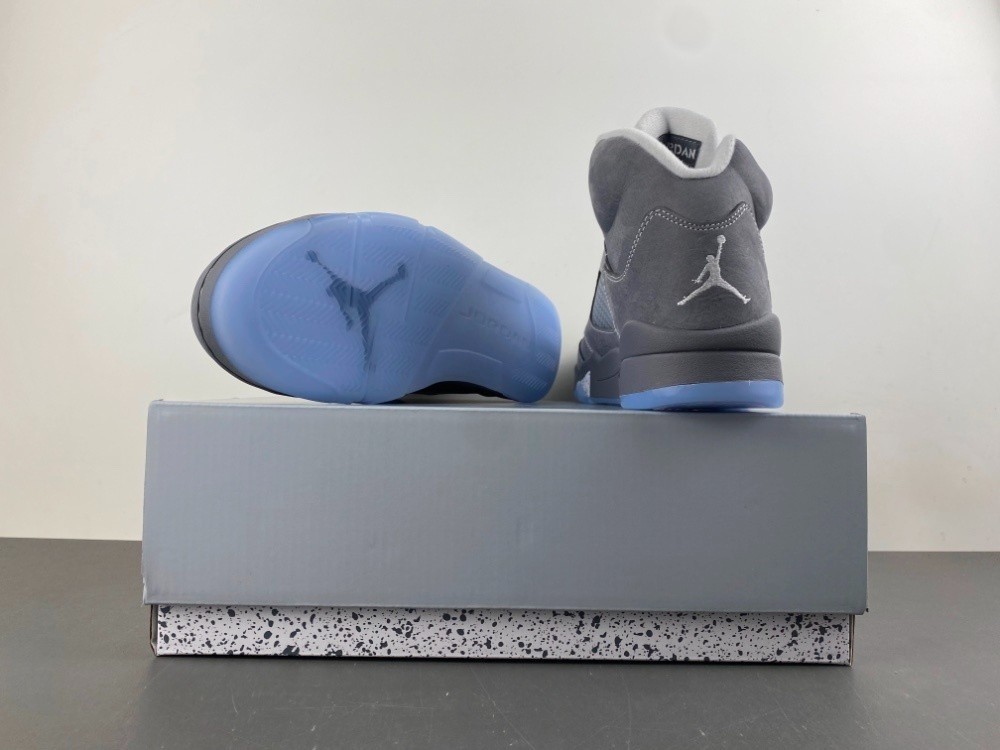 Jordan 5 “Wolf Grey” 2026 MEN’S Size US NEW