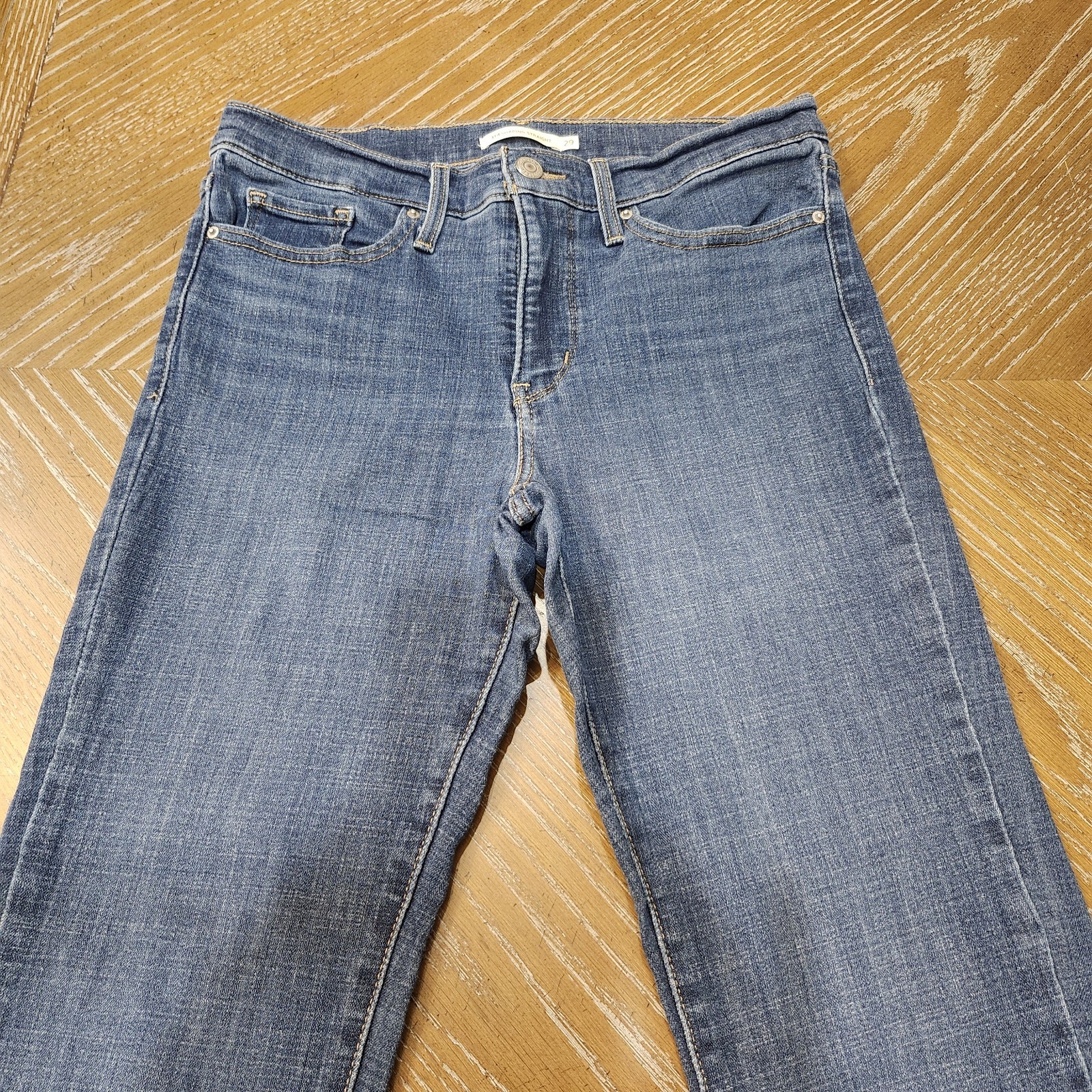 Levi’s 314 Shaping Straight Jeans Medium Wash Denim Womens W29xL30 Stretchy