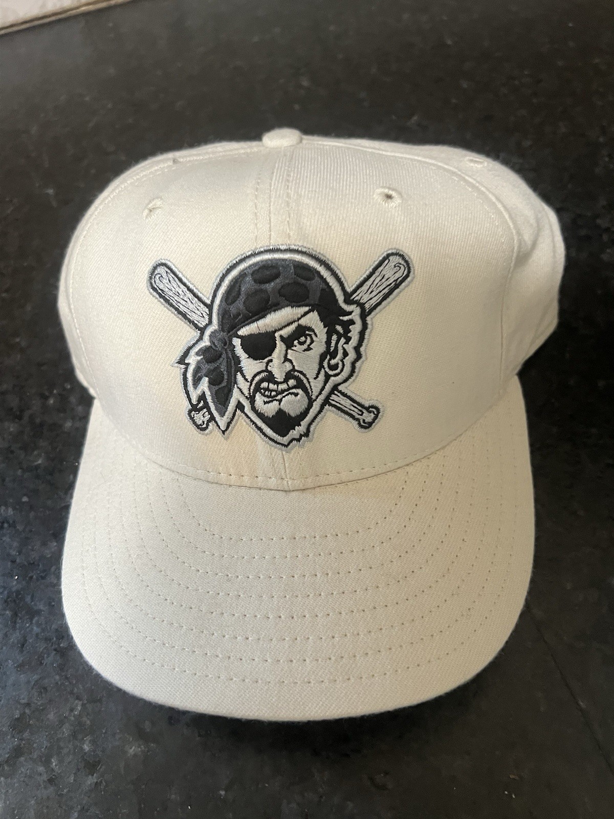 Lot 7 Sports Caps / Hat Collectible