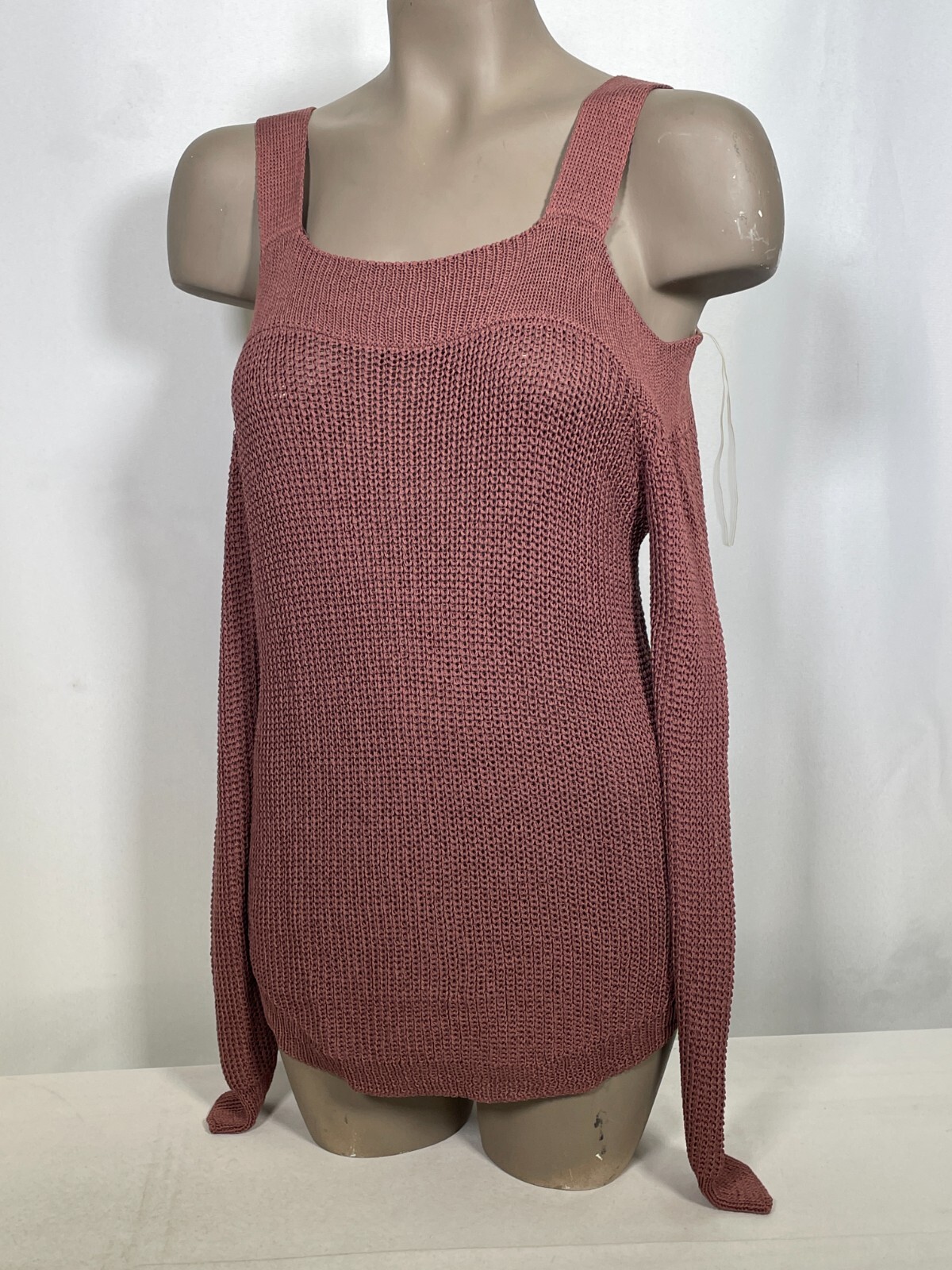 Fashion Magazine Cold Shoulder Long Sleeve Slit Side Top Women’s SMALL NWT