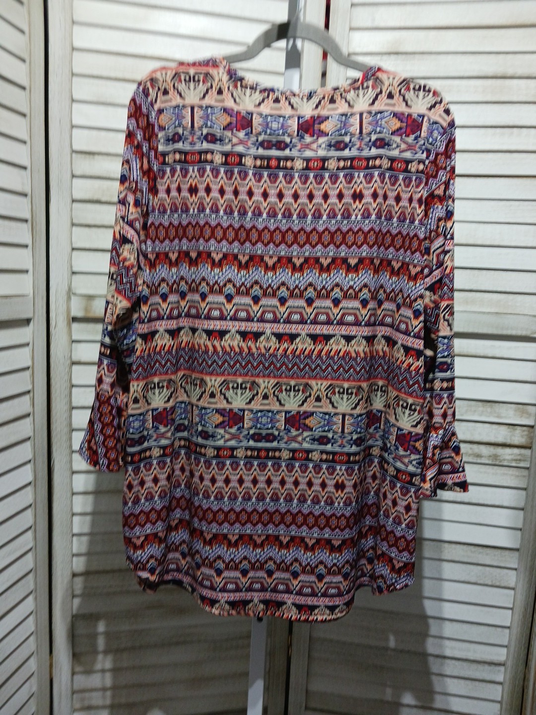 Womens DB Blouse Size 1X Orange Blue Aztec Designs Stretch Lightweight Unlined