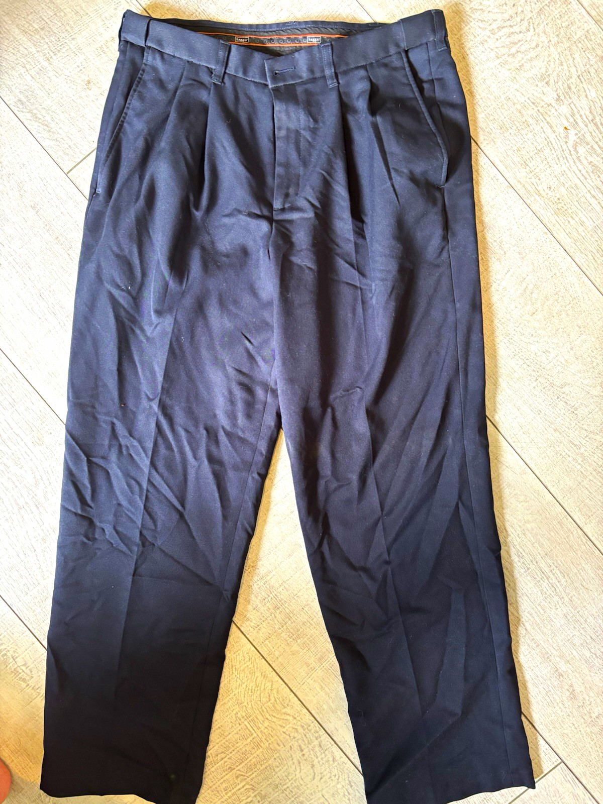 Haggar Men’s Black Pleated Front Dress Pants Classic Fit Straight Leg 34W