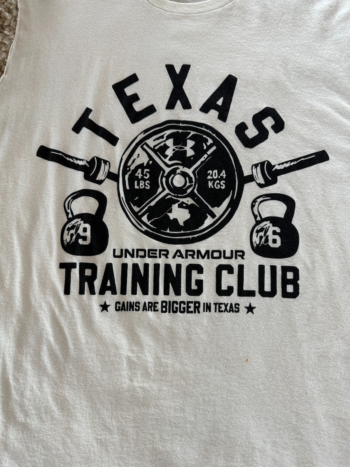 Under Armour Texas Training Club Mens XL White Sleevless Muscle Tank Gym Shirt
