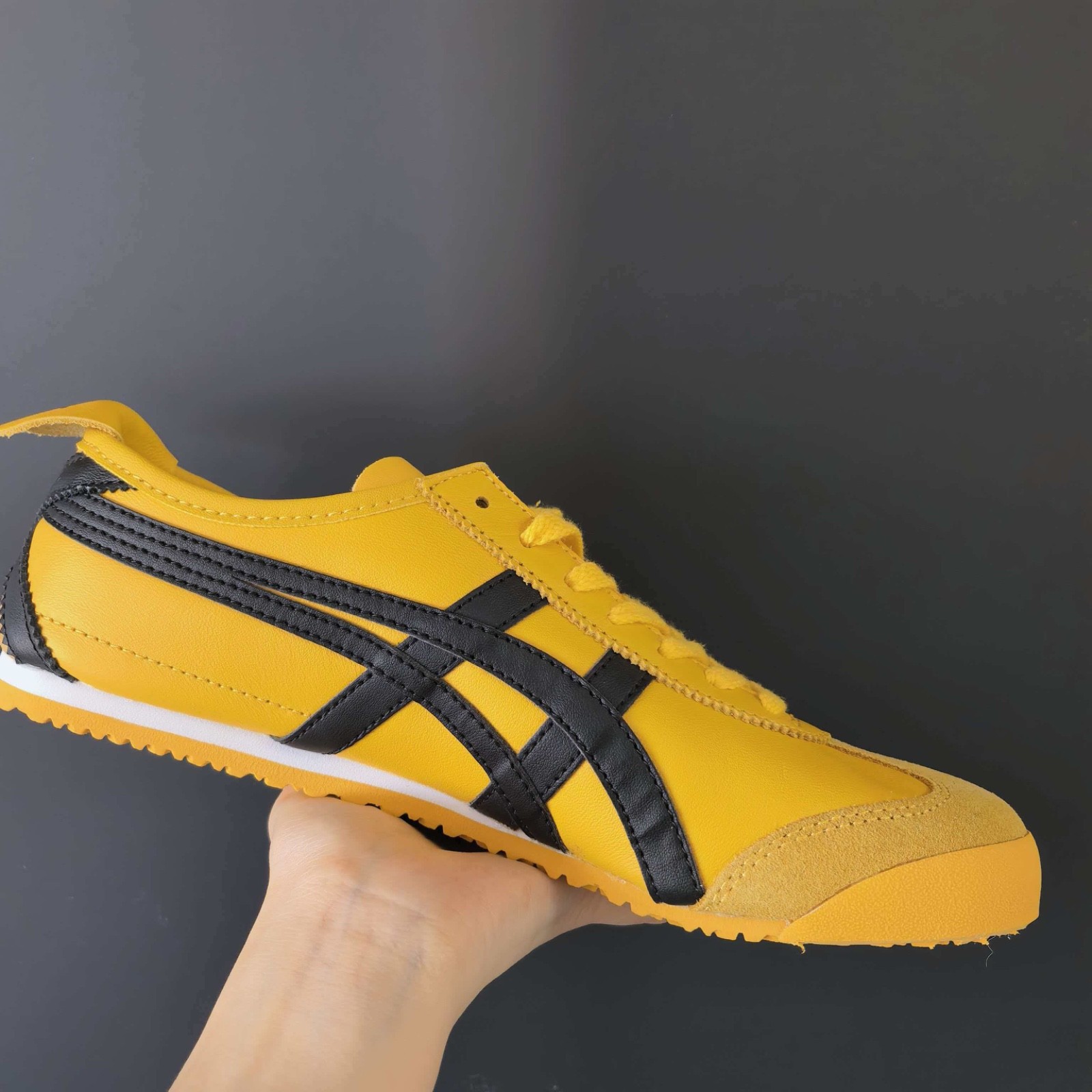 Onitsuka Tiger Mexico 66 “Kill Bill” 1183C102-751 Yellow / Black Men’s Sneakers