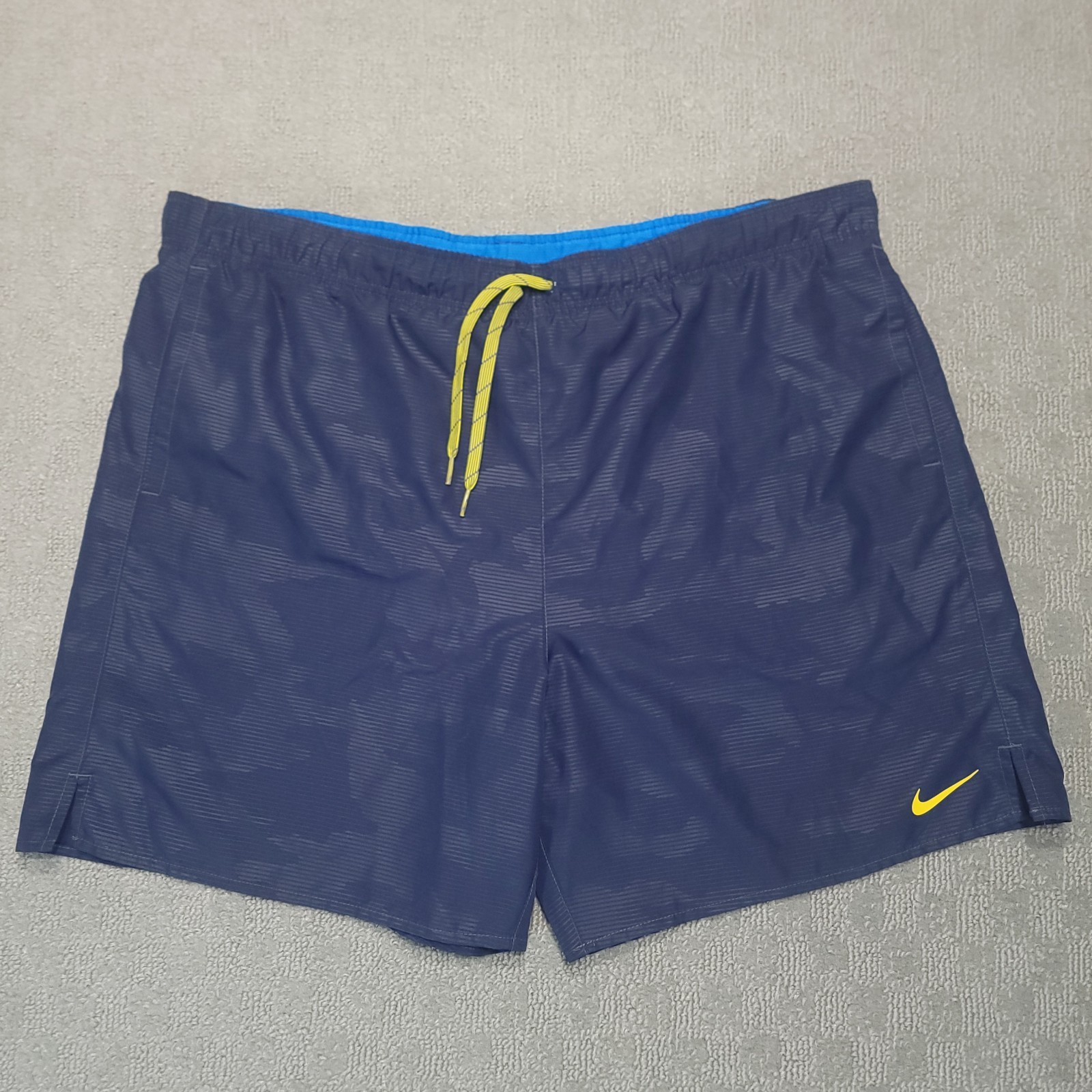Nike Core Camocean 7″ Volley Swim Shorts Mens XL Trunks Blue Yellow