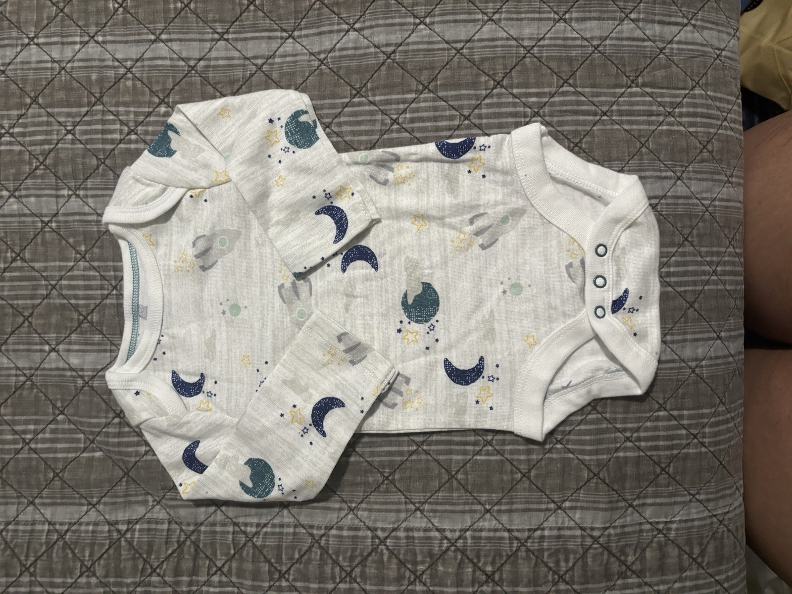 Cloud Island Baby Footed Zip Sleeper 0-3M Long Sleeve Space Moon Rockets