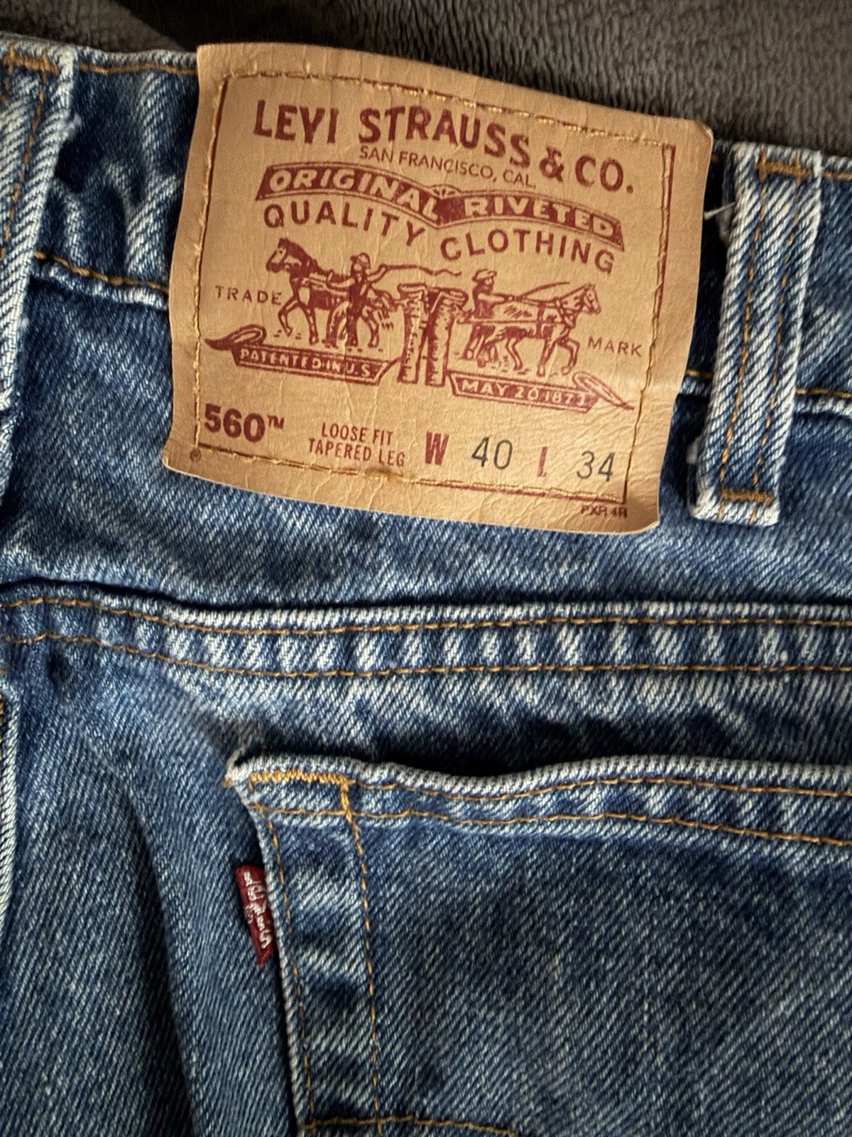 Vintage 1996 Levi’s 560 Loose Fit Tapered Leg Jeans USA Made 40×34 100% Cotton