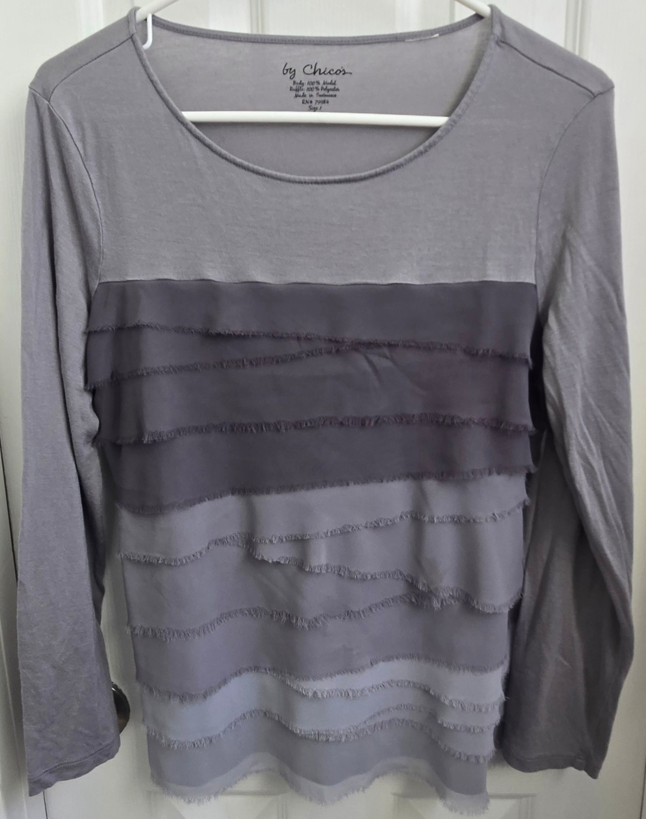 Title: Chico’s Grey Ombre Tiered Ruffle Front Long Sleeve Knit Top