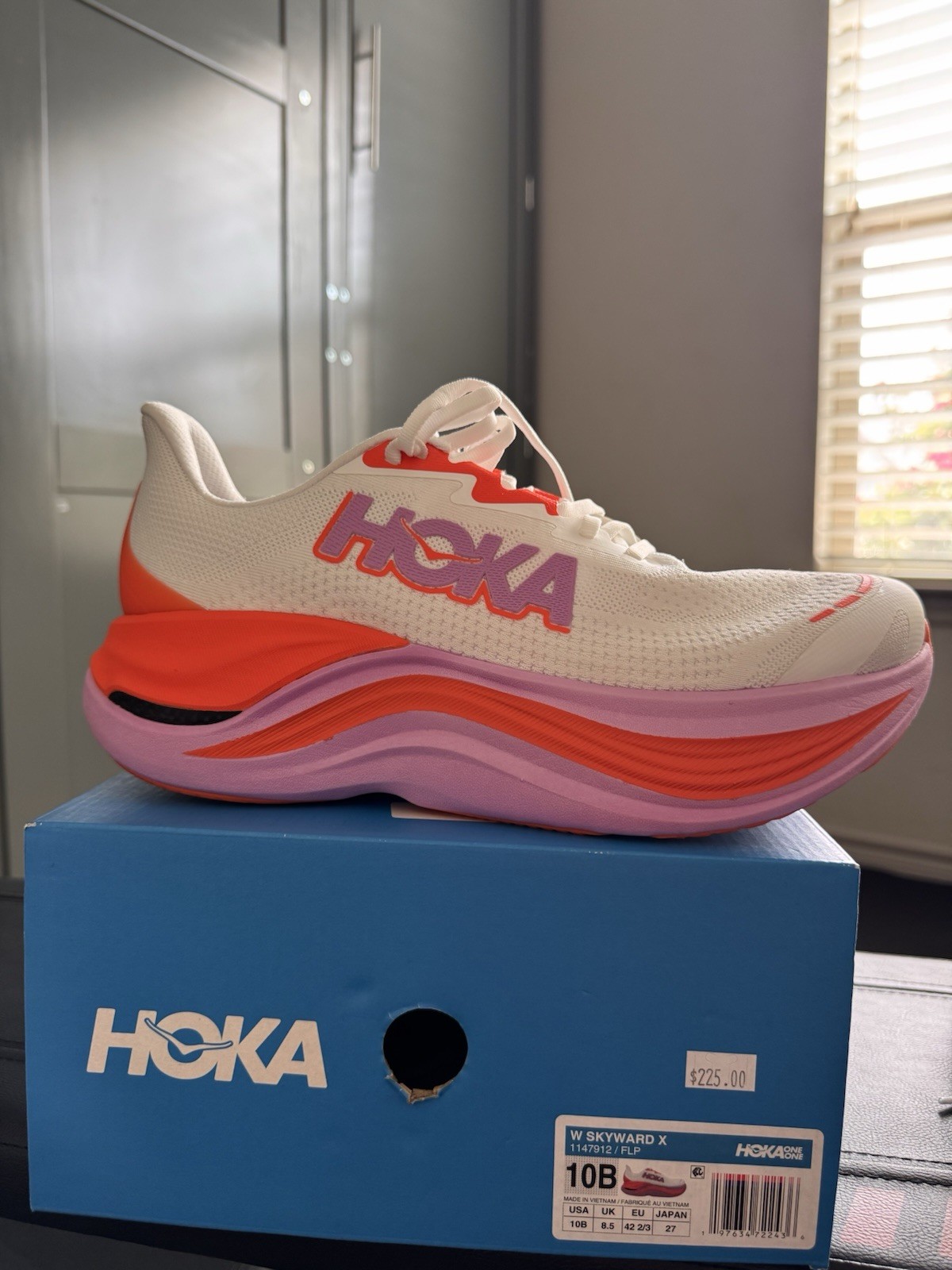 HOKA Skyward X Women’s Running Shoes Size 10 Carbon Fiber Plate New