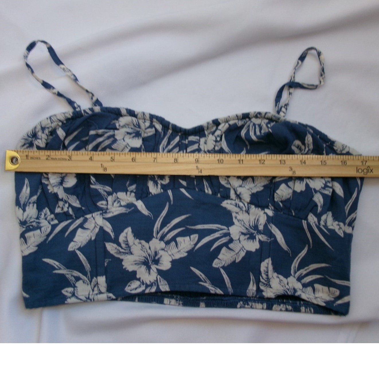 American Eagle Floral Smocked Crop Top Blue White Cami Women’s Large