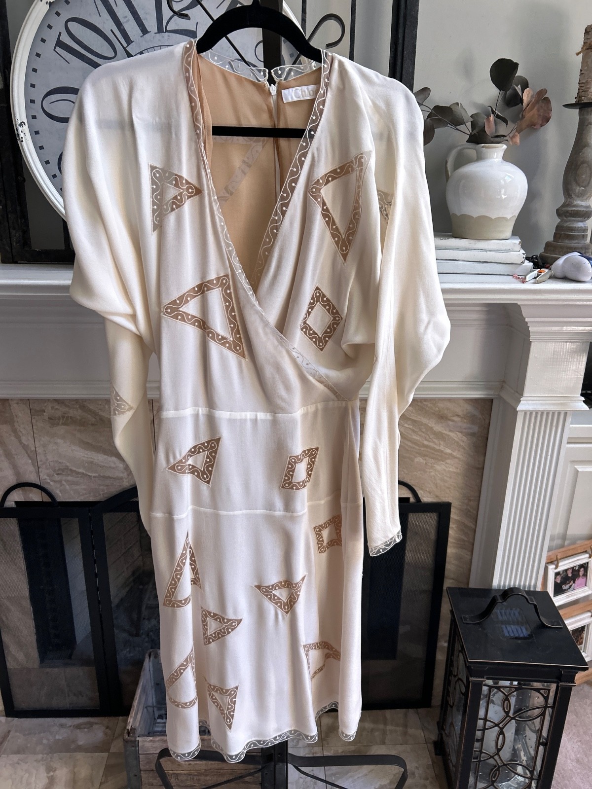 CHLOE women’s silk knee-length wrap dress – beige / milk – EU 36 / US 4 / Small