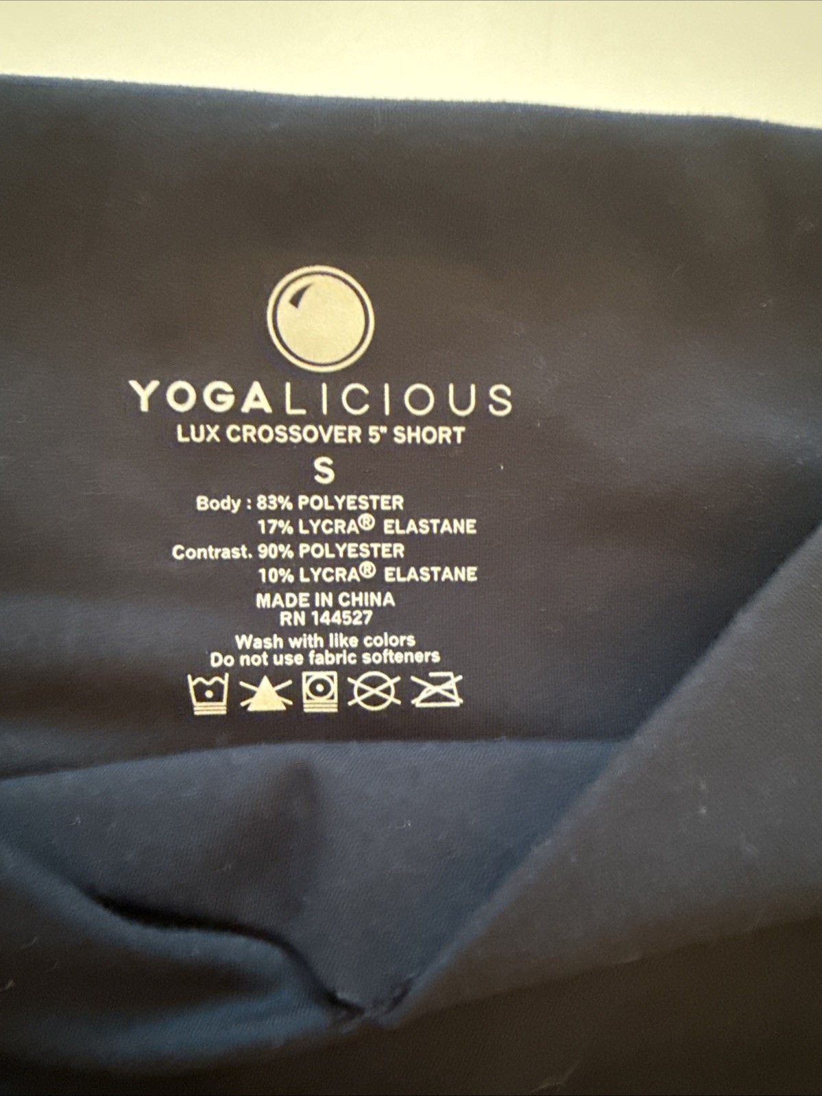 Yogalicious Lux Everyday 5 Inch Short NWT – Size Small
