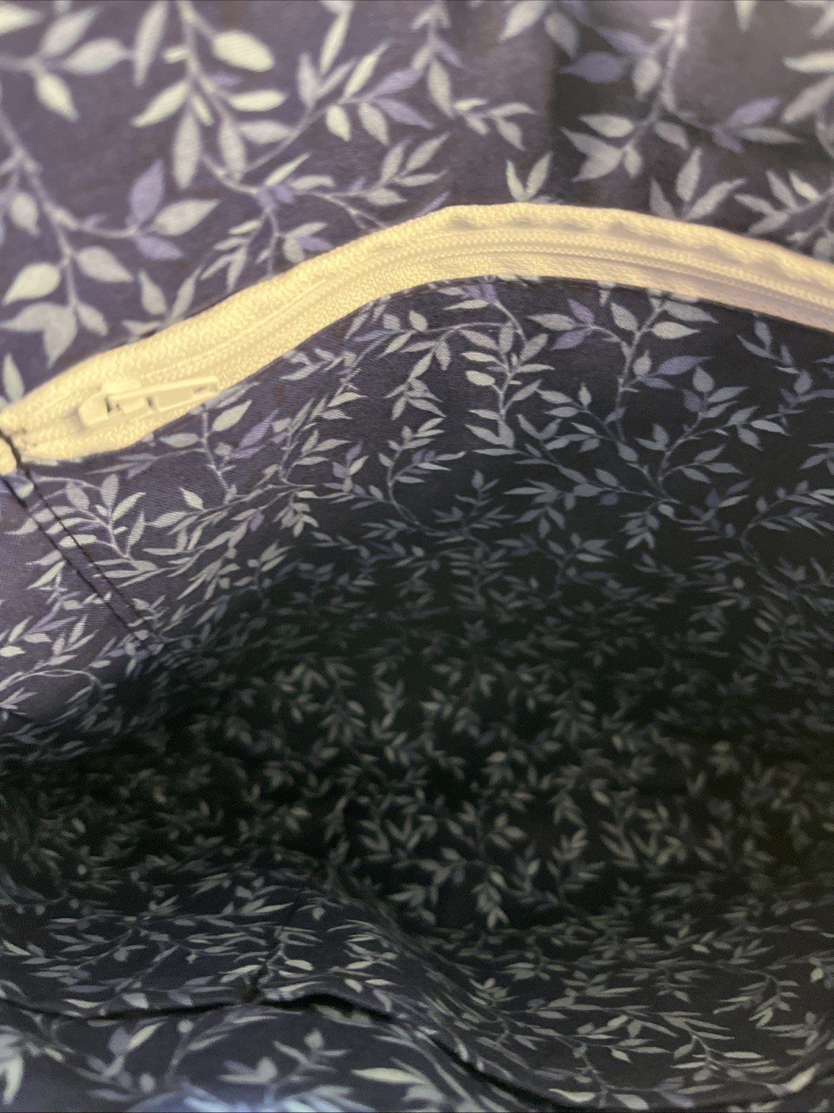 Buckle Up Bags Blue Floral Large Crossbody Hipster (Similar to Harveys Seatbelt)