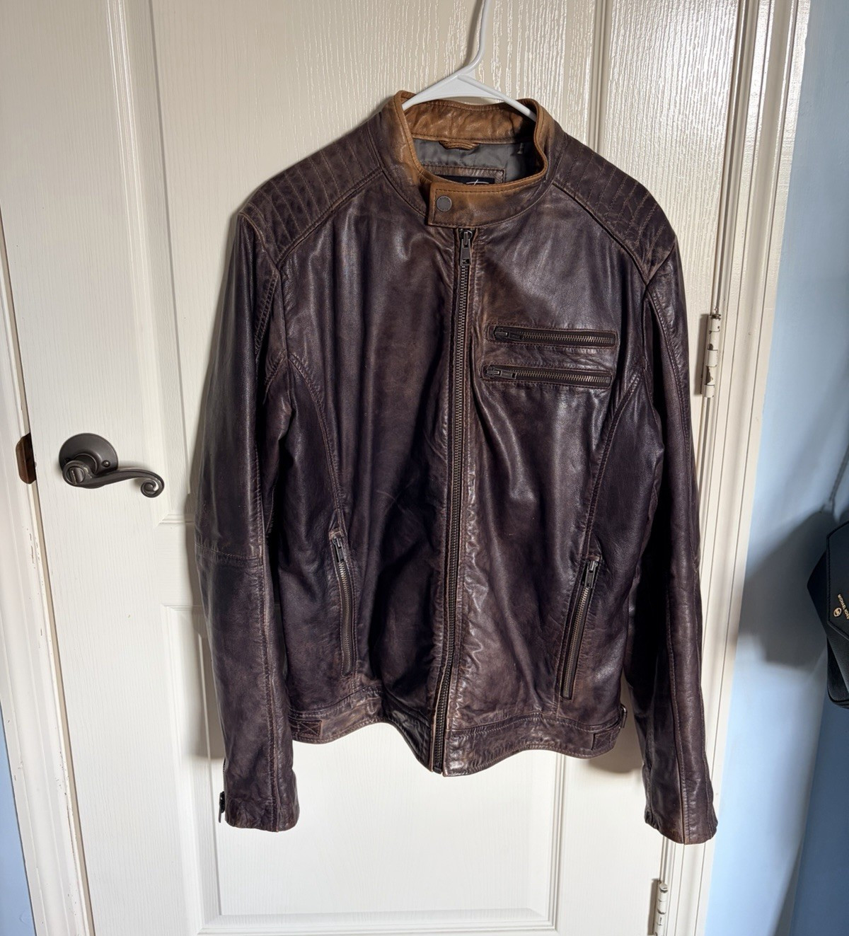 Black Rivet Men’s Brown Leather Biker Jacket Lined Zip Band Collar Size M