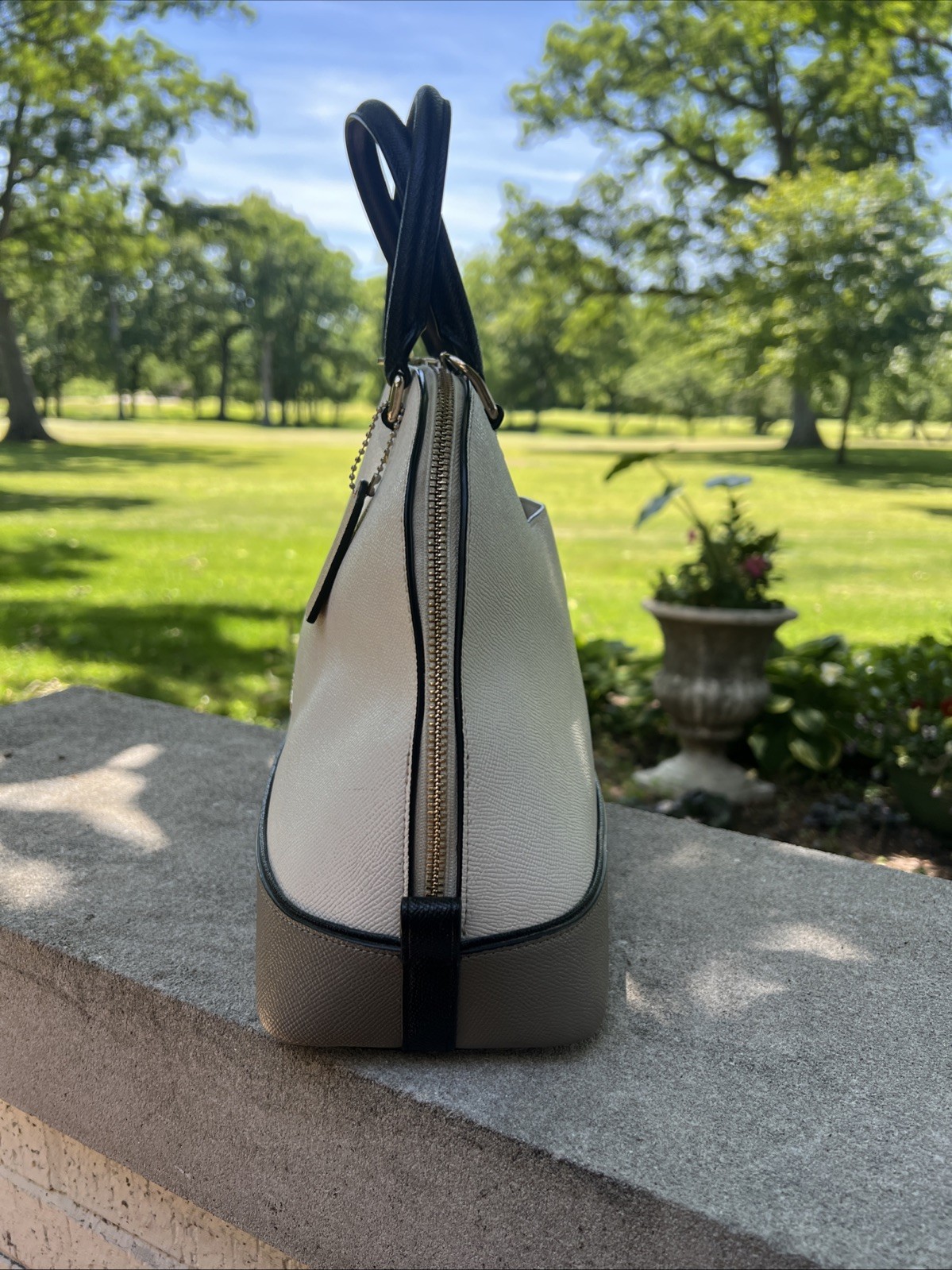 Coach Crossgrain Leather Dome Sierra Satchel -Cream & Taupe Elegant, Structured