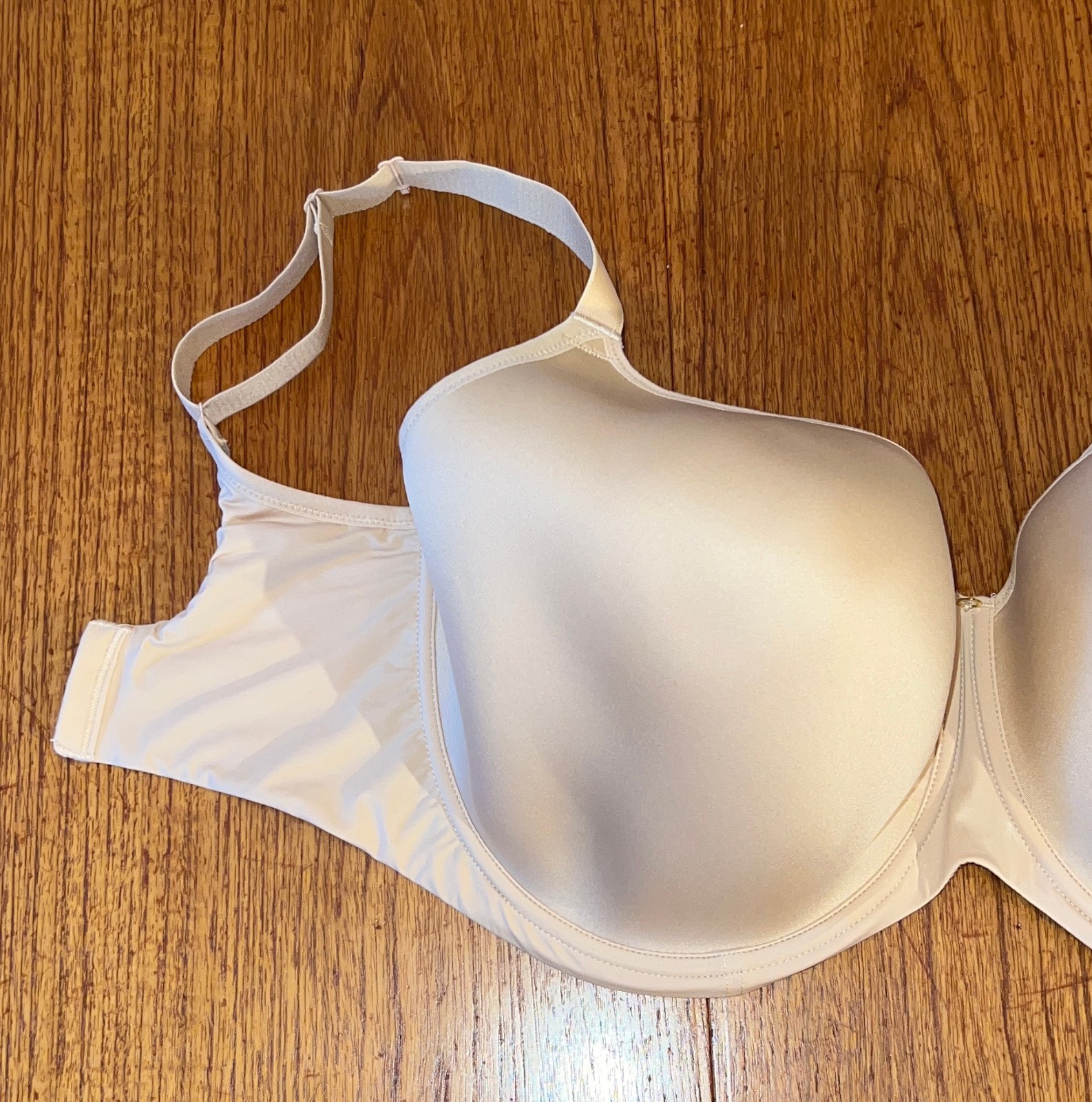NWT! Sculptresse Elegance 10401 Smooth Molded Spacer T-Shirt Bra In Honey, 36HH