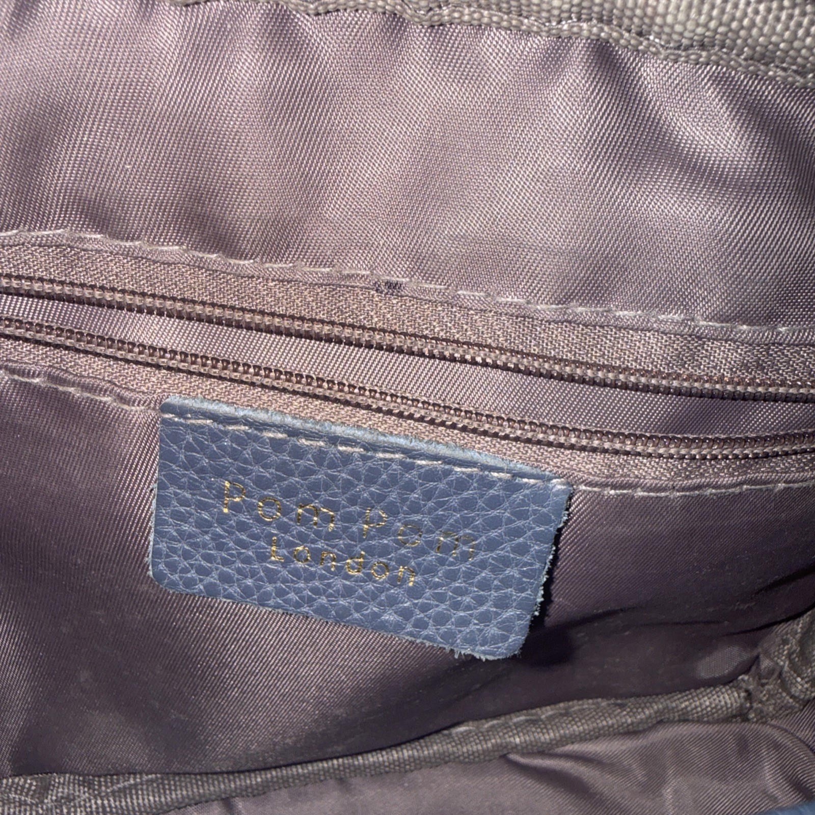 Pom Pom London Original City Crossbody Bag In Blue/Purple color With 2 straps!