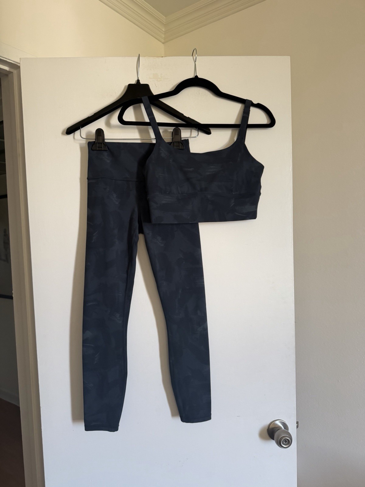 PrAna Stormy Night Gray Crosswind Print Sports Bra and Leggings Athletic Set Sm