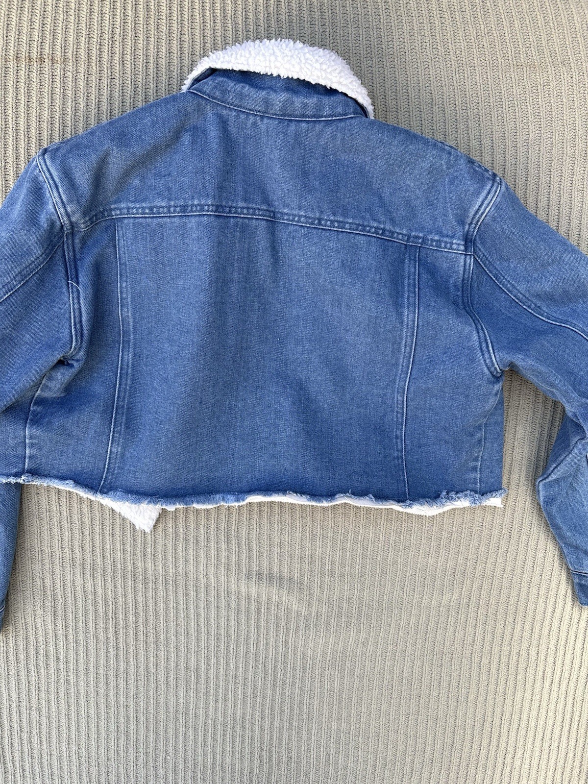 MELE E PERE Sherpa Collar Cropped Denim Jacket Blue Button Frayed Hem Pockets M