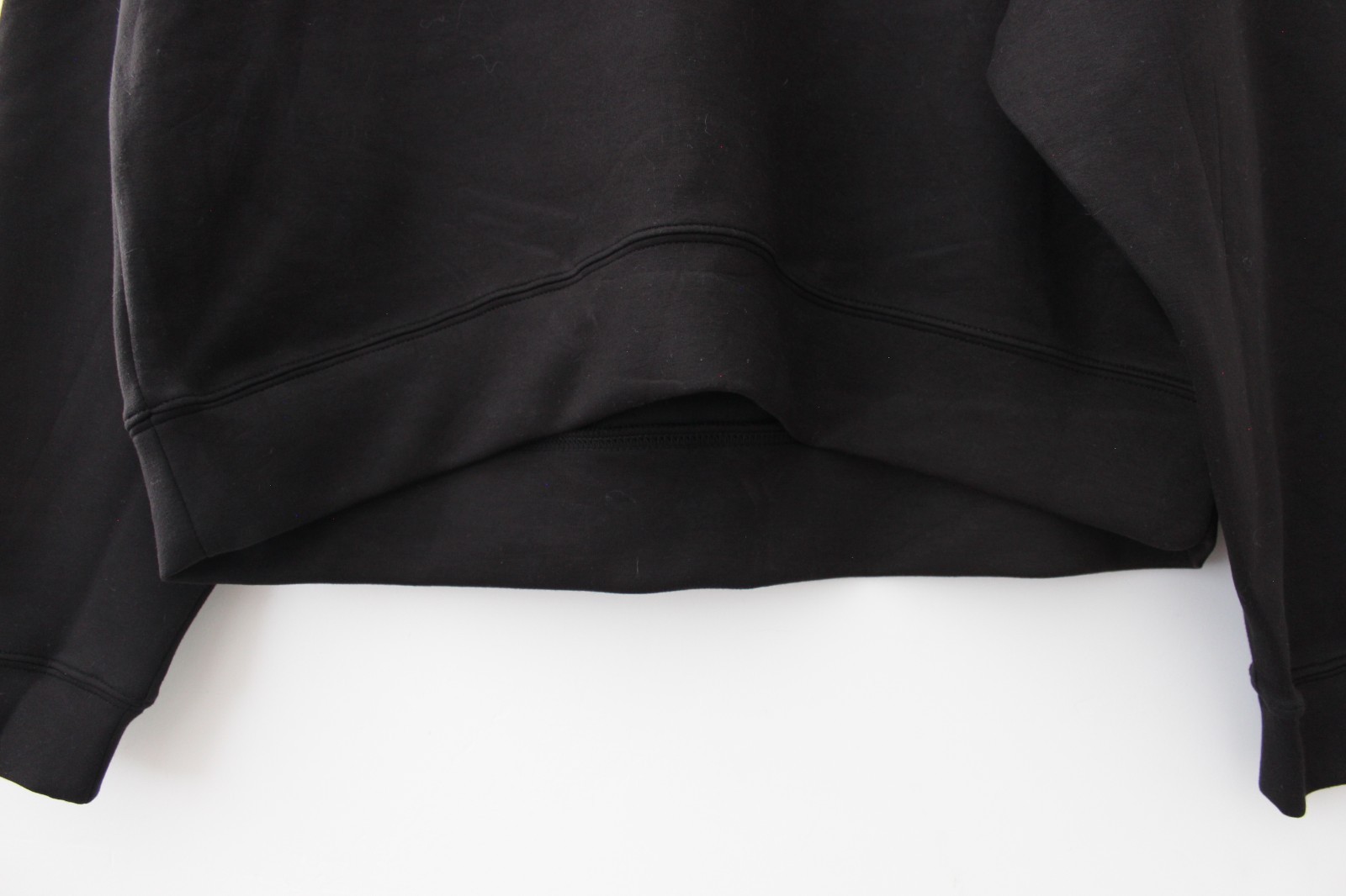 Scoop Womens Scubaknit Cropped Sweatshirt Multisize Black NWT