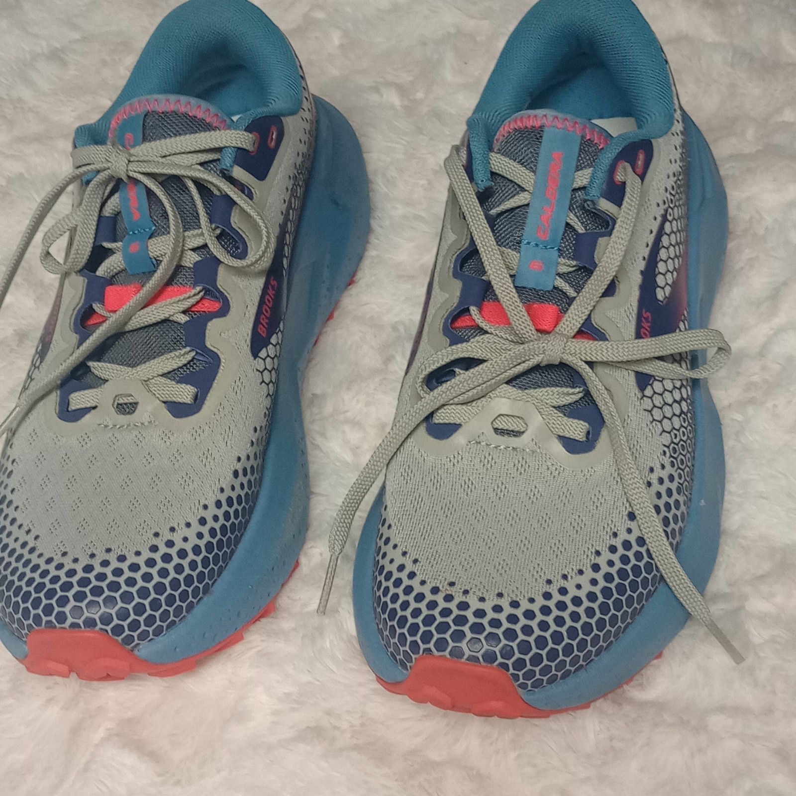 Brooks Caldera 6 ladies Low Top Lace-Up Athletic Sneakers Mesh Blue/Gray/Pink