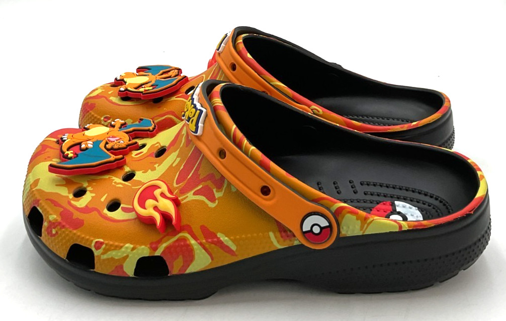 Pokémon x Crocs Charizard Classic Men’s 9 / Women’s 11 Fire Orange Clogs NIB