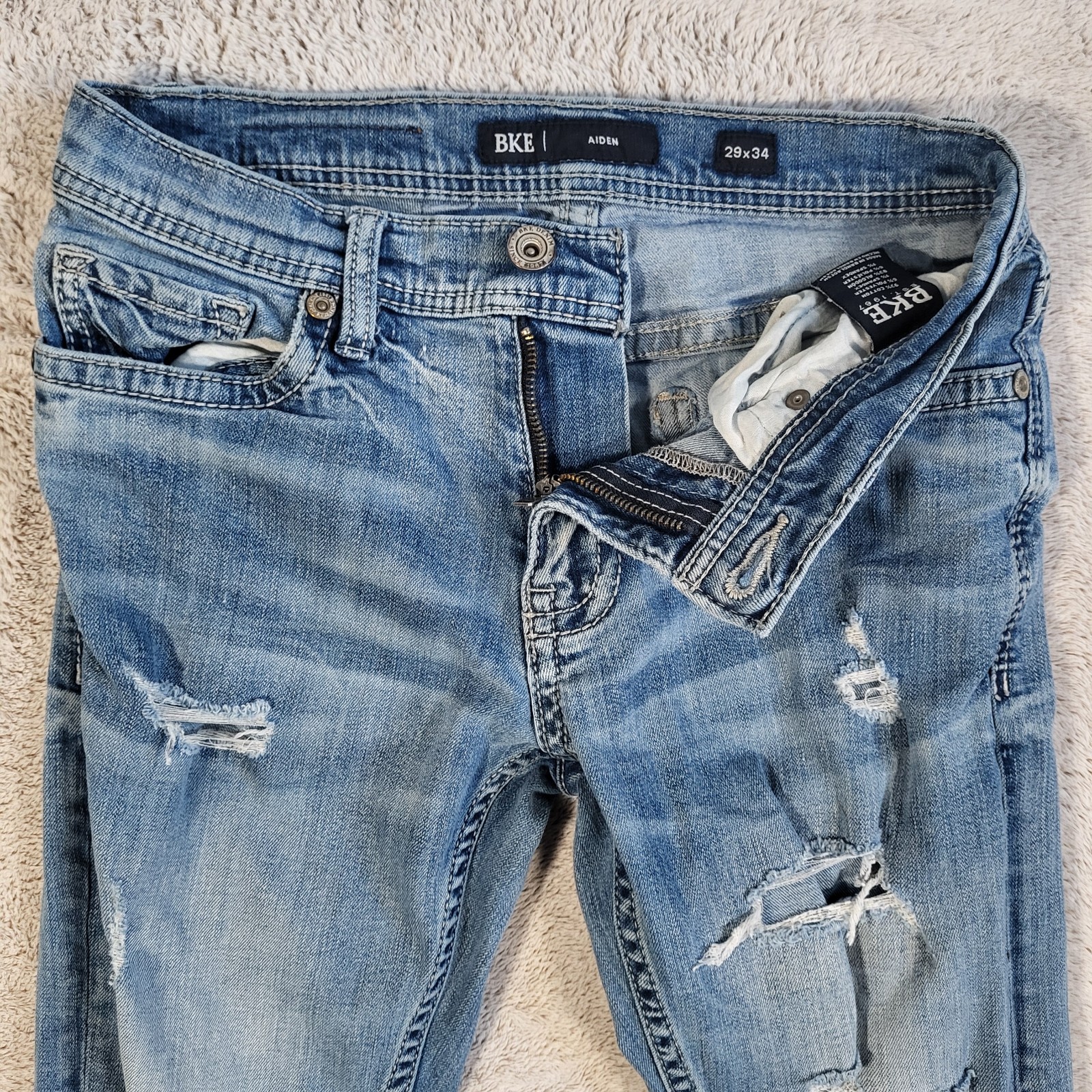 BKE Aiden Slim Fit Bootcut Jeans Men’s 29×34 Blue Light Washed Heavy Distressed