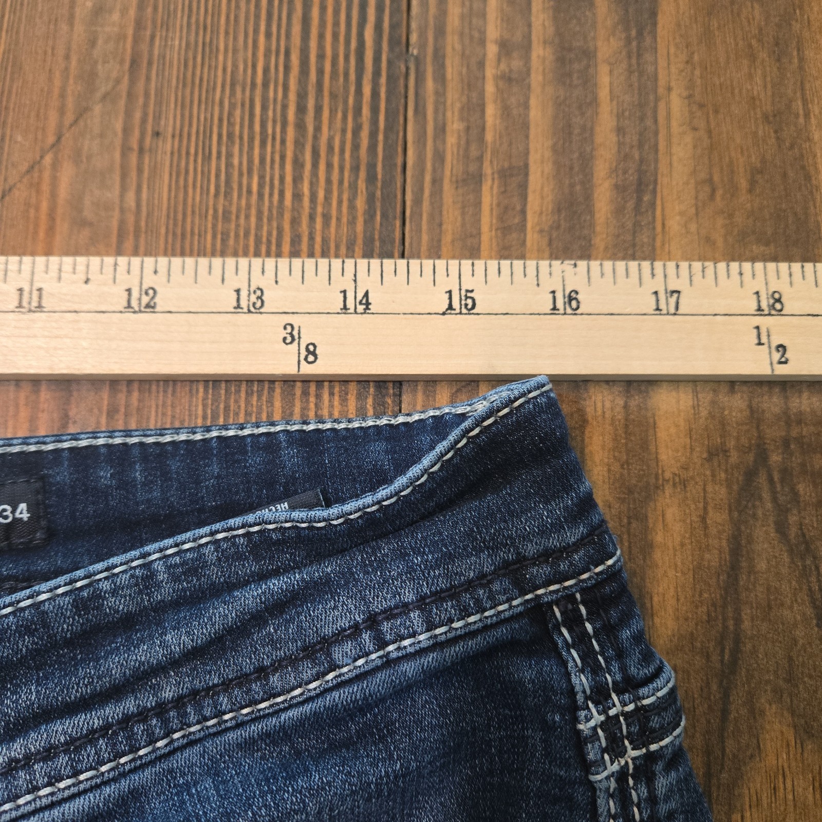BKE Buckle Jake Straight Jeans Mens 32×34 Mid Wash Blue Premium Stretch Denim