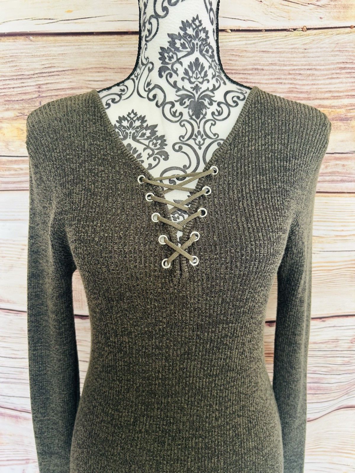 No Boundaries Juniors Green Olive Marl Lace Up Neck Long Sleeve Ribbed Sweater