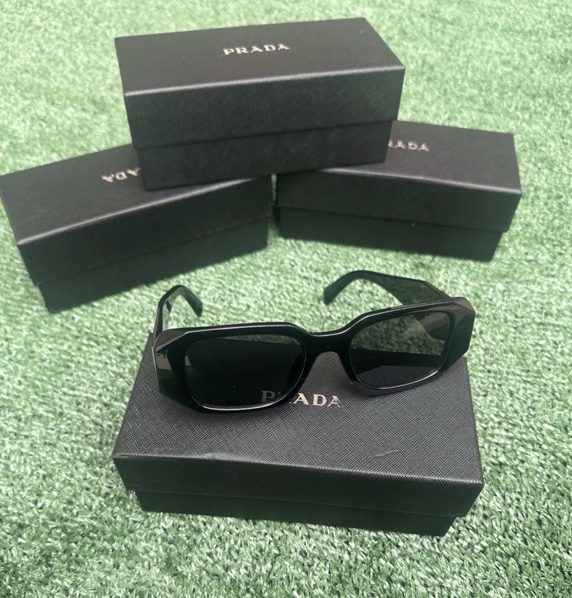 Prada Milano Glasses Unisex (Comes with identification card)