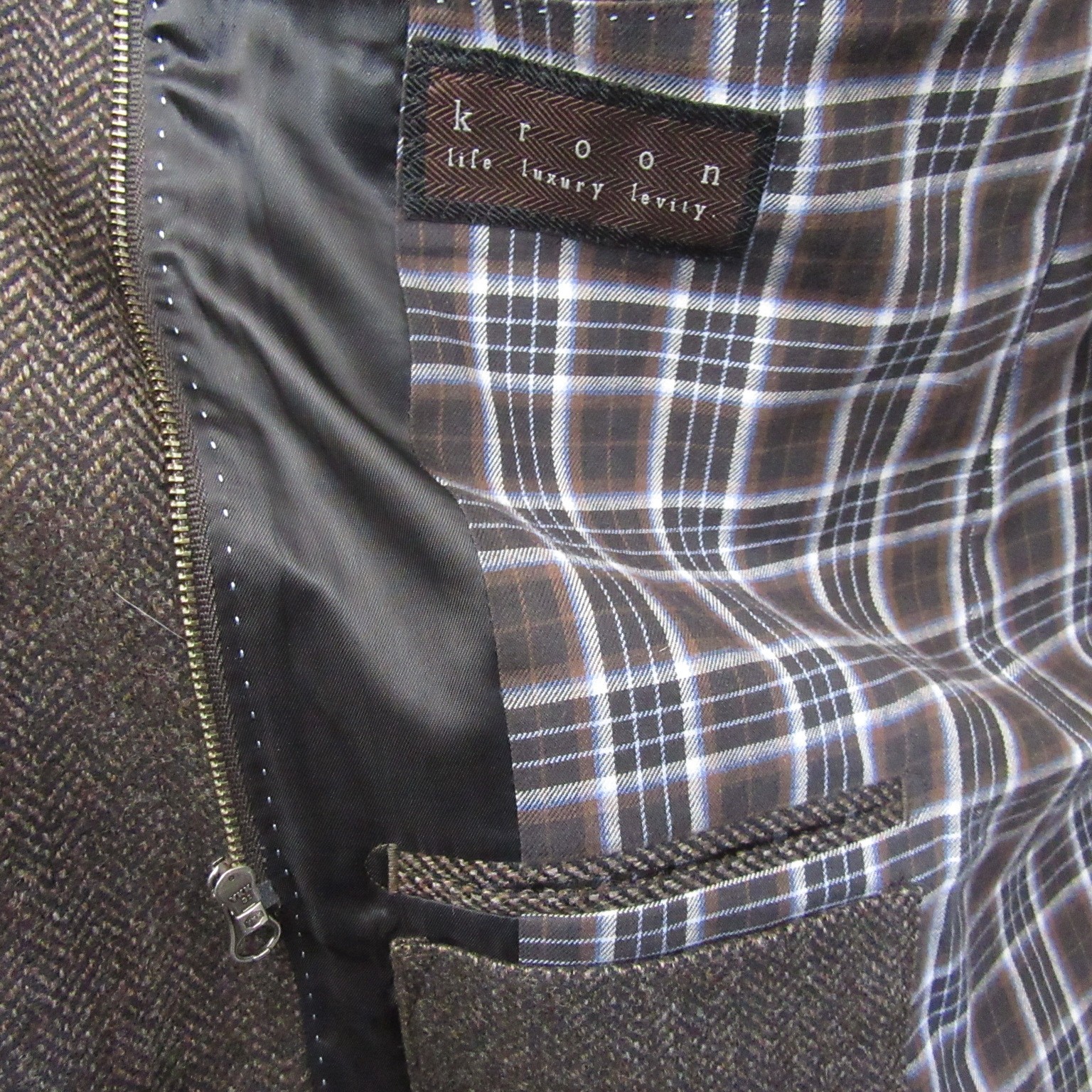 Kroon Tweed Sport Coat 46L 3 Button Brown Herringbone Throat Latch Double Vent
