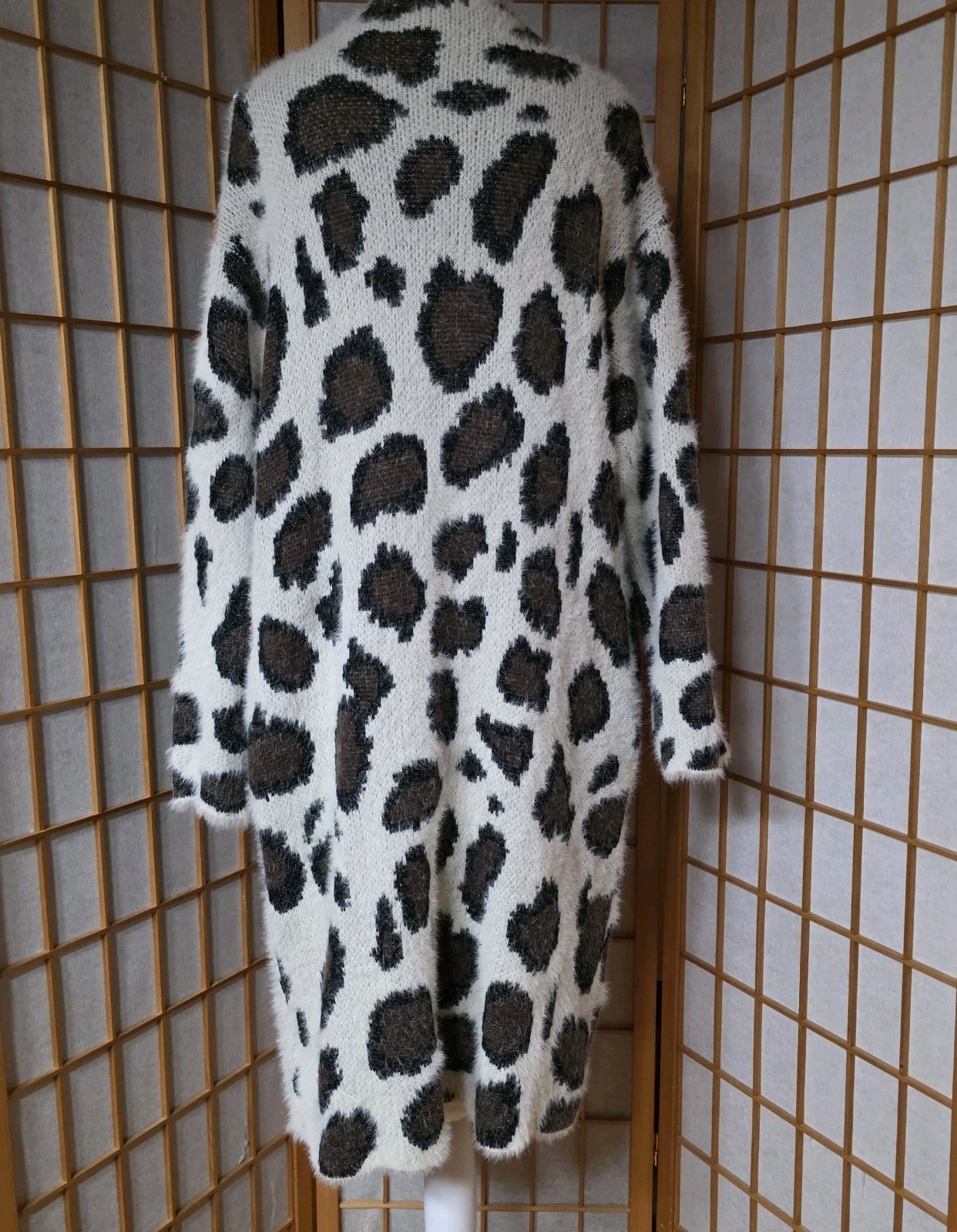 Davi & Dani Cardigan Sweater Womens Lg Open Front Animal Print Fuzzy Longline