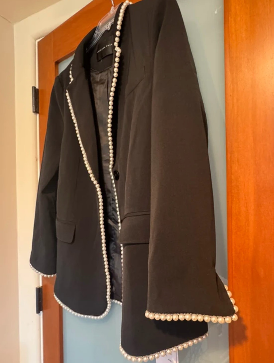 womens black blazer with pearl lining