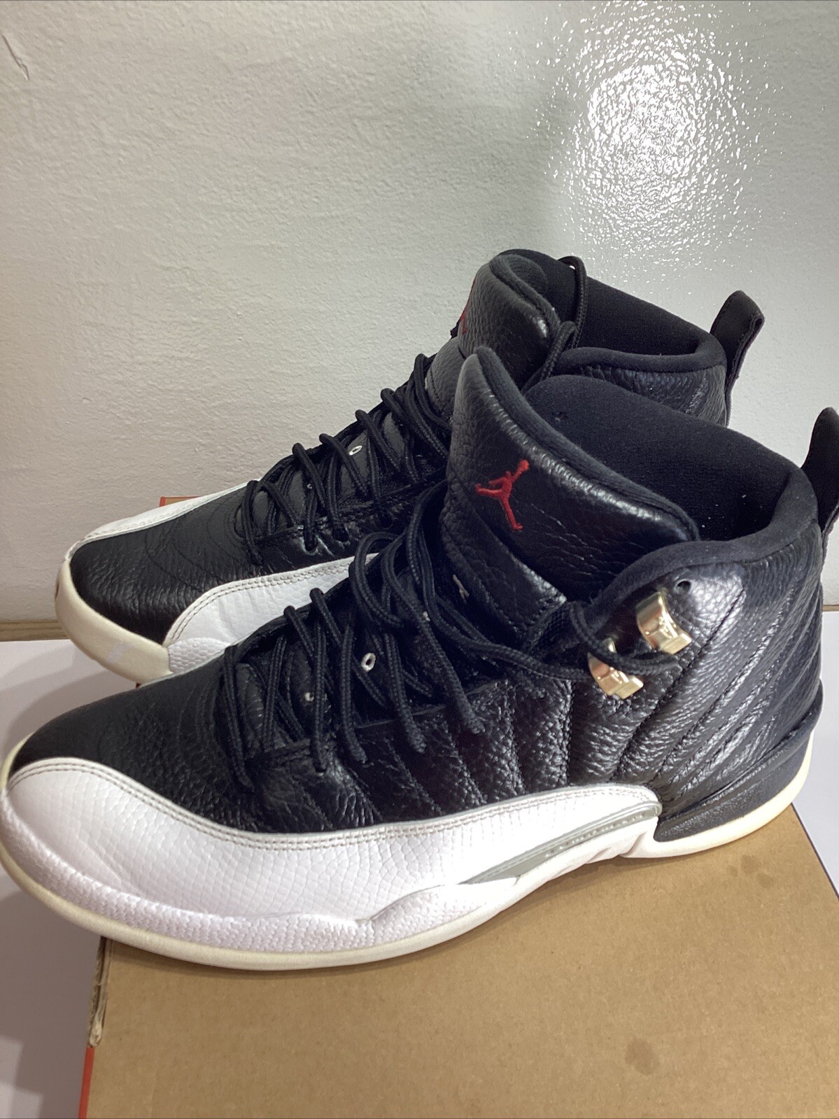 Air Jordan 12 Retro “PLAYOFF” 2022 – Size 10- ct8013 006 (12373-1)