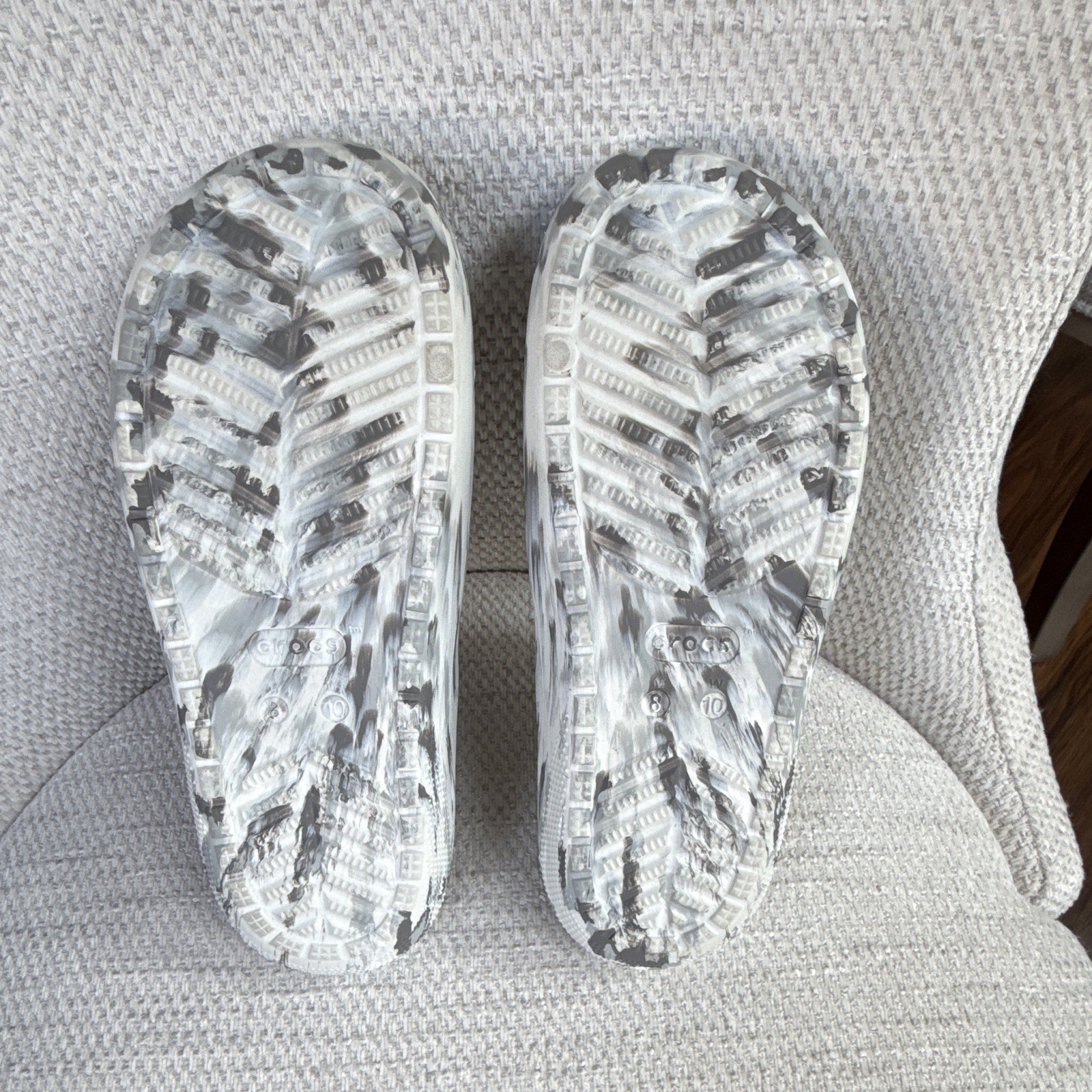 Crocs Marbled Slide Sandals White/Gray Men’s US 8 Women’s 10 Slip-On