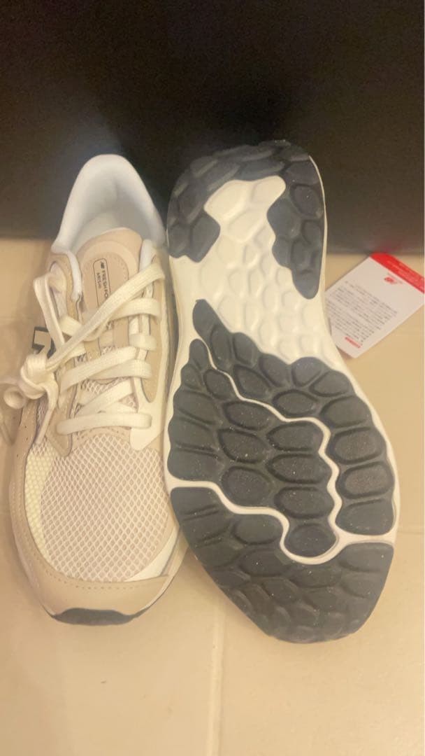 Balance 990v6 Men’s Sneakers Beige/White Mesh Rubber Sole US9