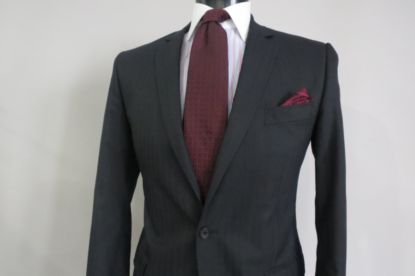 Dolce Gabbana Made in Italy Model-Regular Double Tonal black slim cut suit 40 R